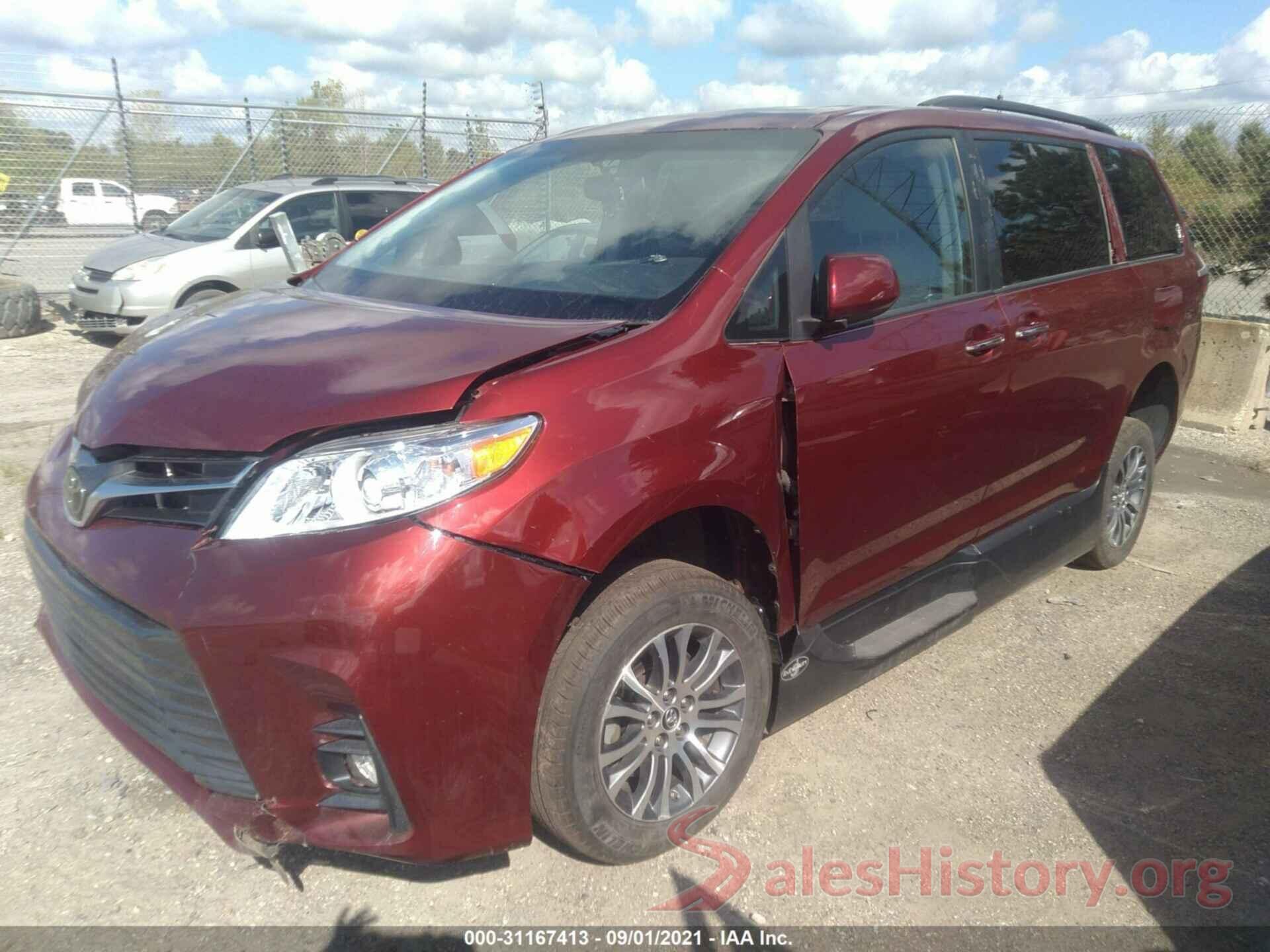 5TDYZ3DC1KS971703 2019 TOYOTA SIENNA