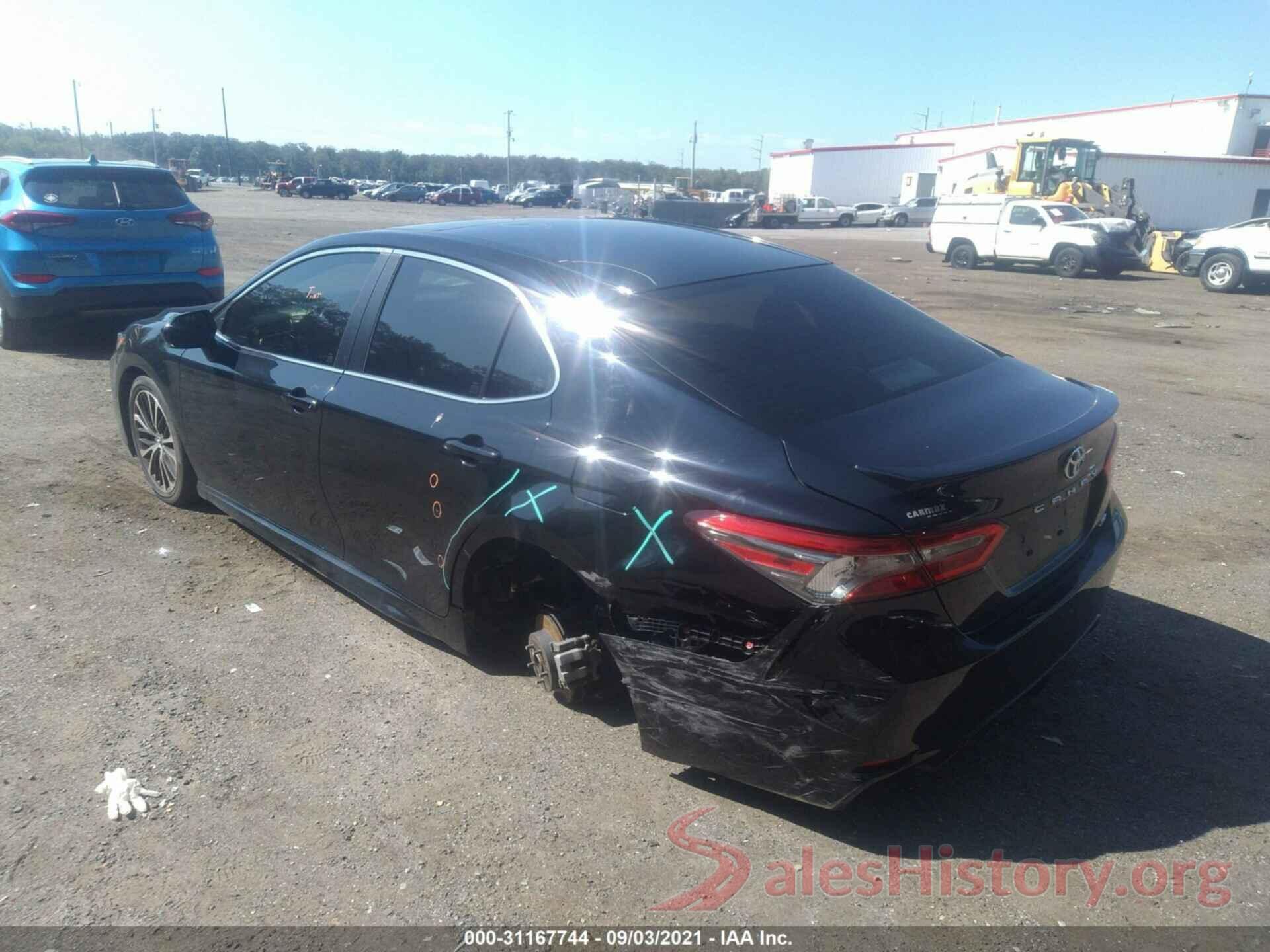 JTNB11HK1J3009772 2018 TOYOTA CAMRY