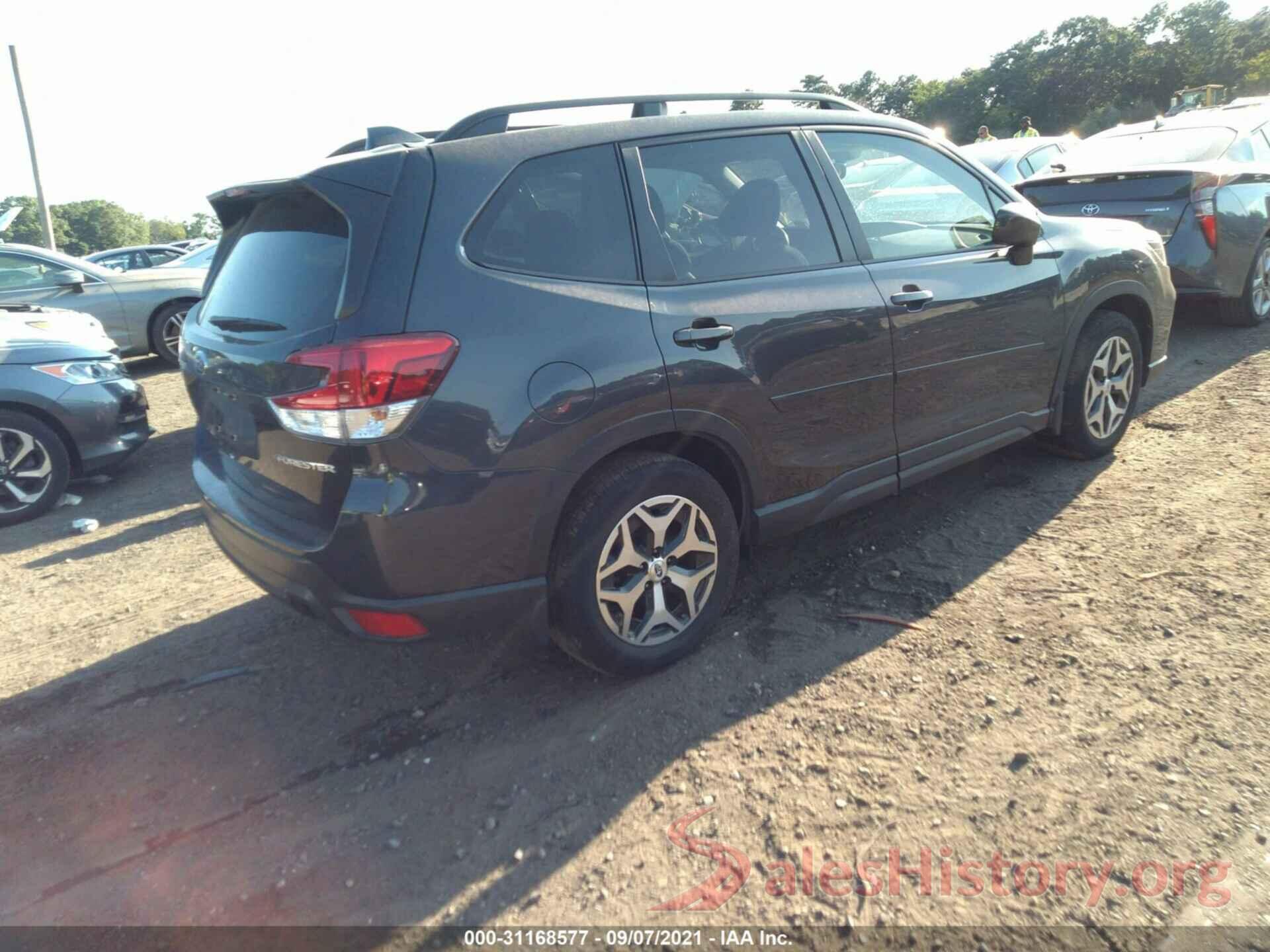 JF2SKAGC4KH585261 2019 SUBARU FORESTER