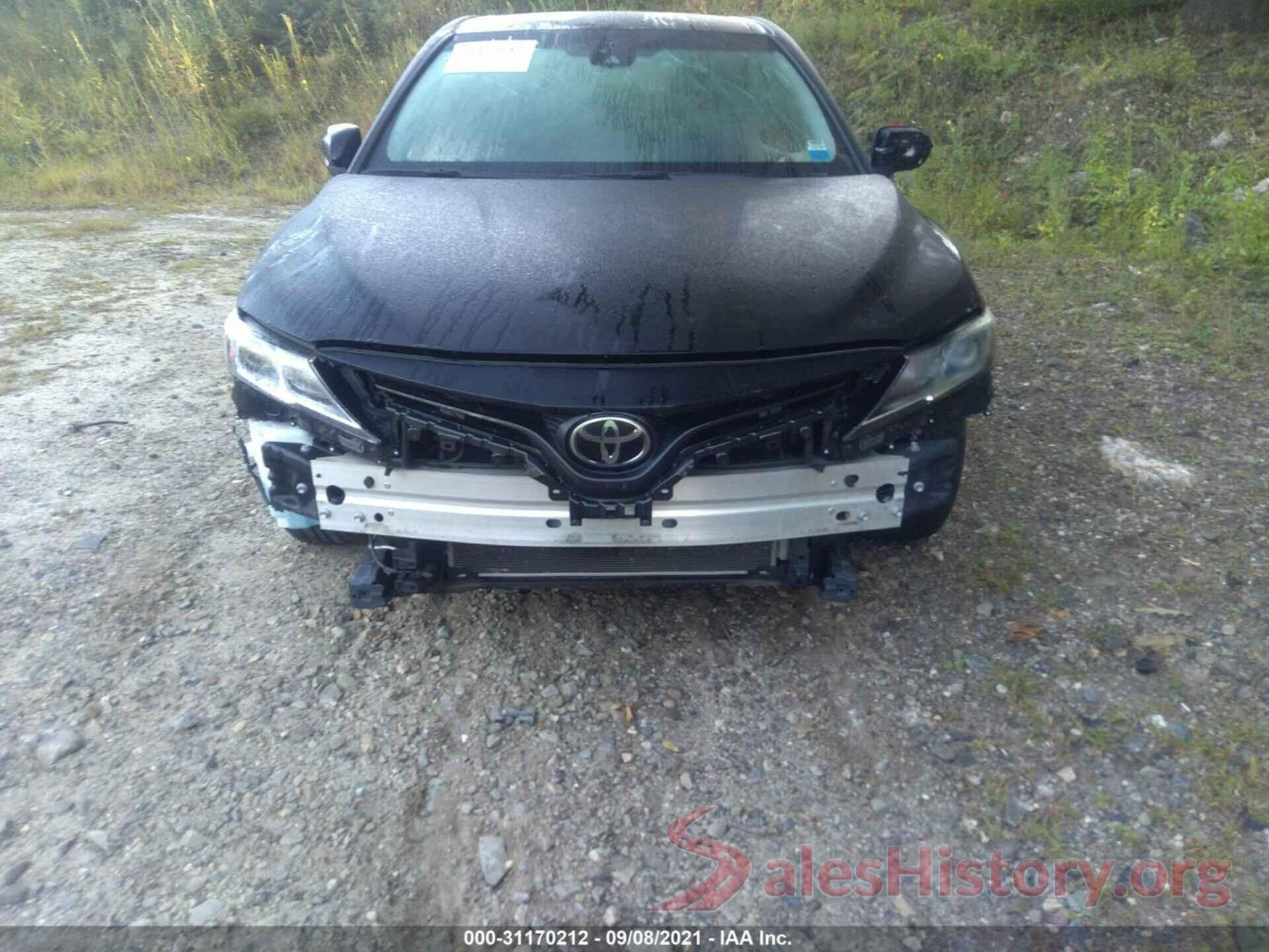 4T1B11HK8JU069848 2018 TOYOTA CAMRY