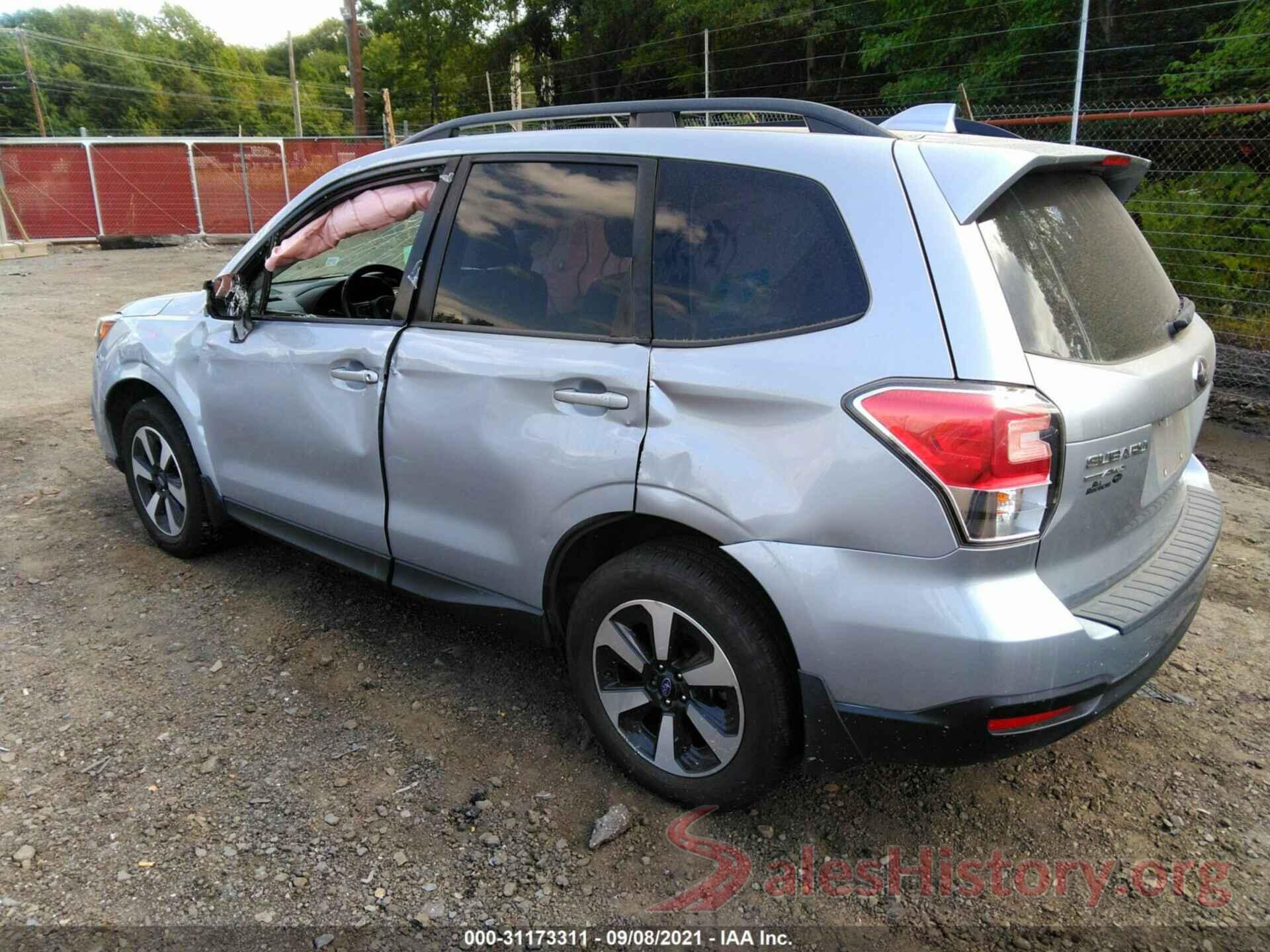 JF2SJAEC4HH483165 2017 SUBARU FORESTER