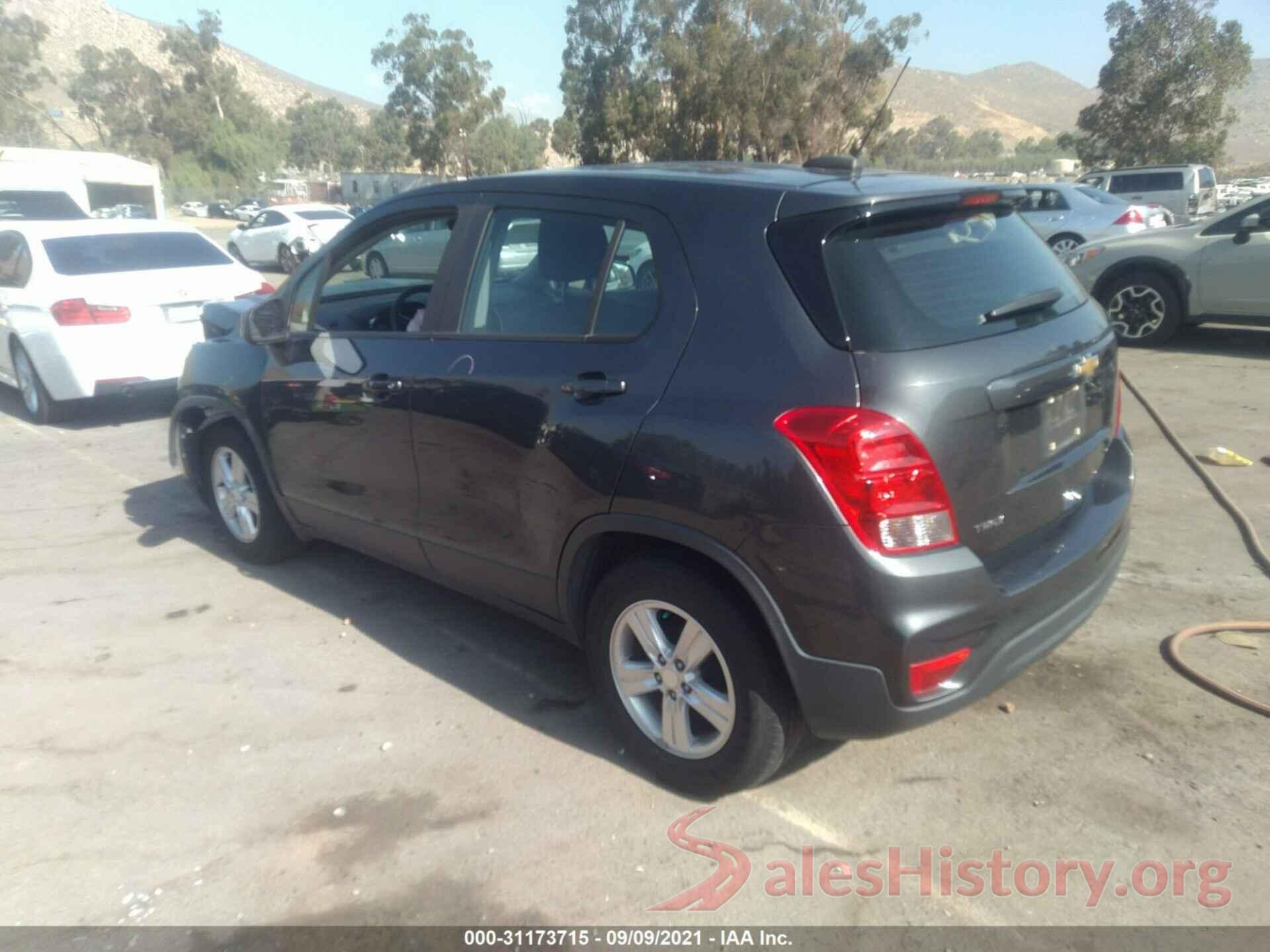 3GNCJKSB5KL301445 2019 CHEVROLET TRAX