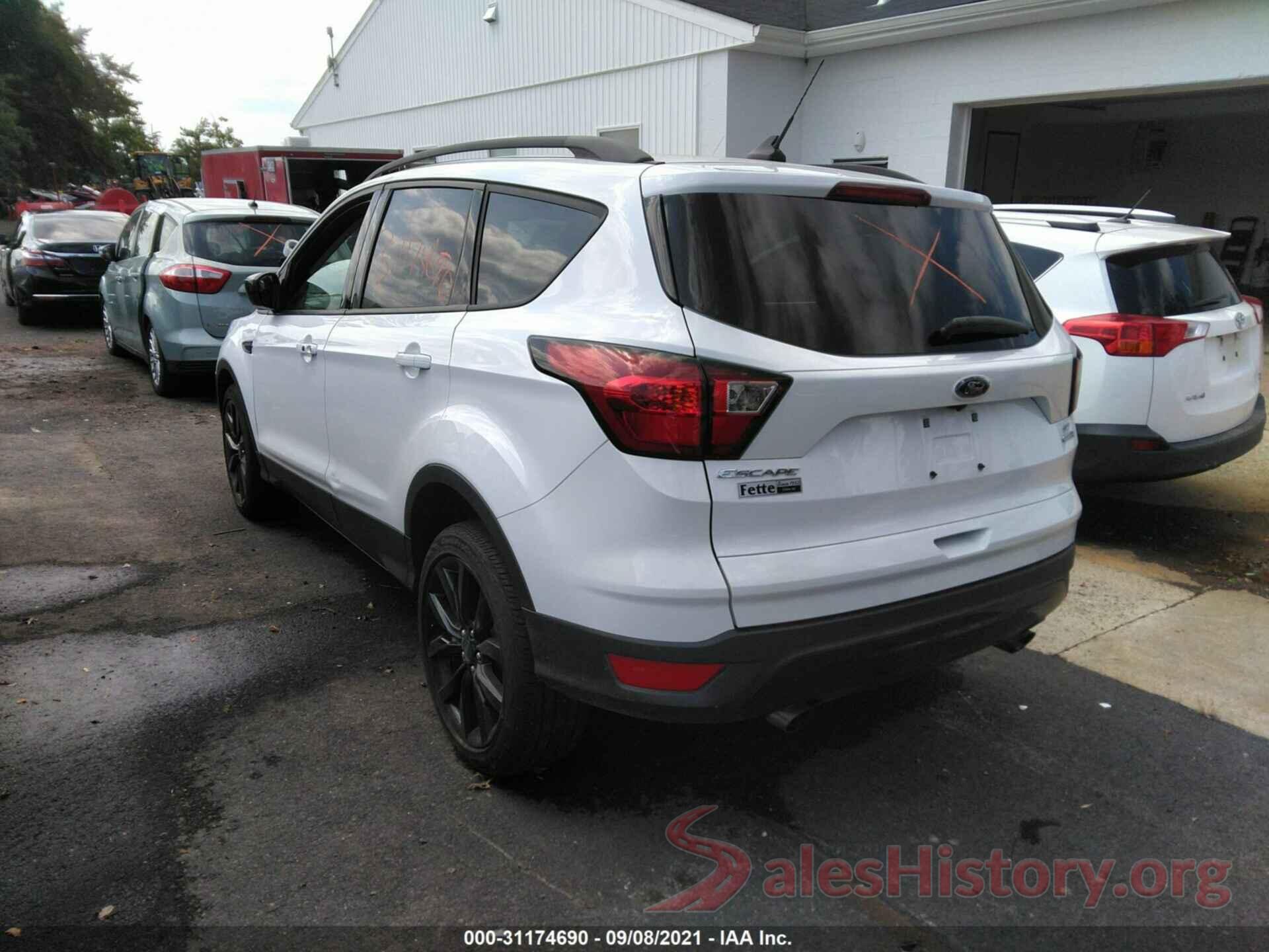 1FMCU9GD9KUC43408 2019 FORD ESCAPE