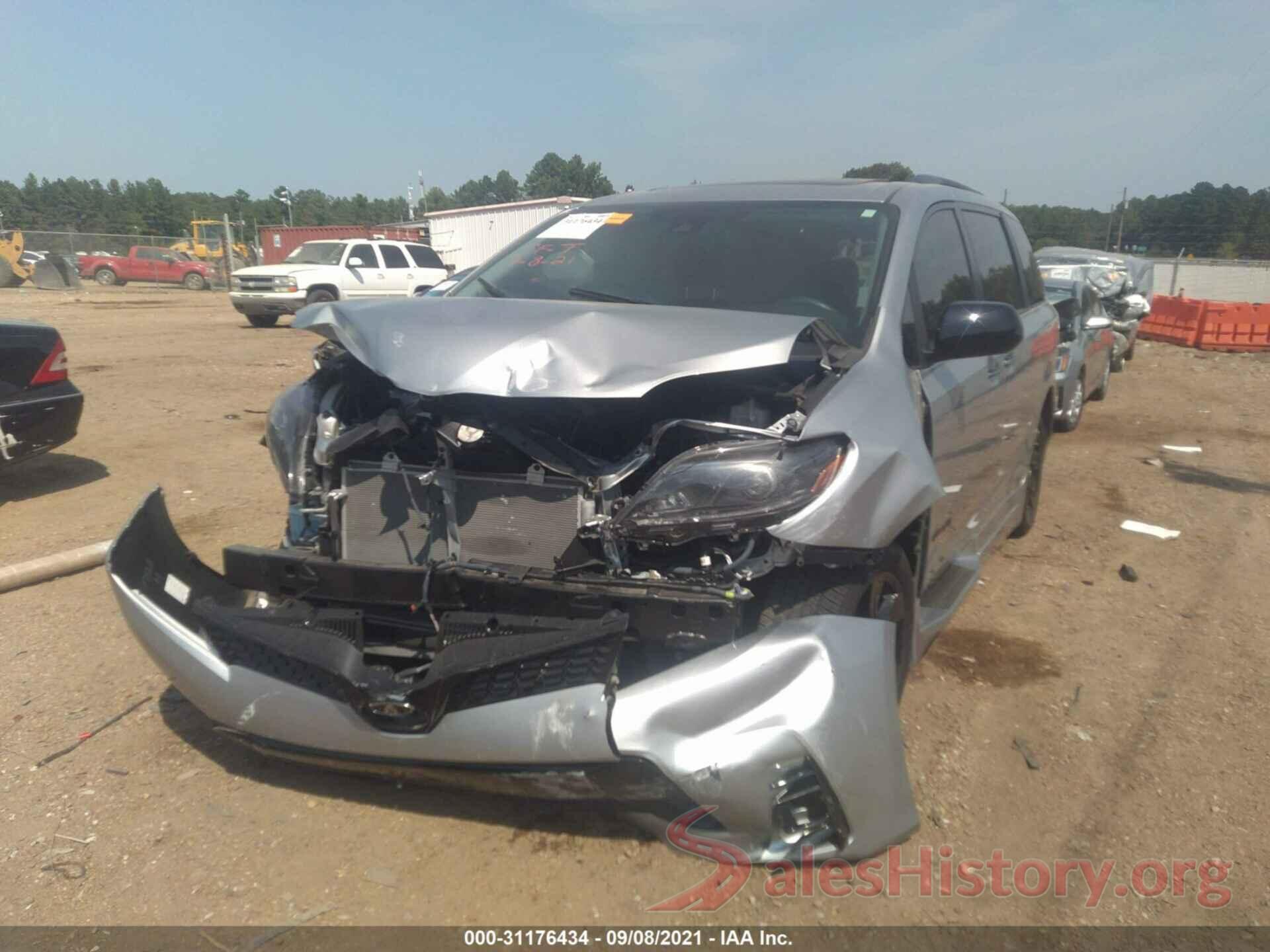 5TDXZ3DC6LS049568 2020 TOYOTA SIENNA