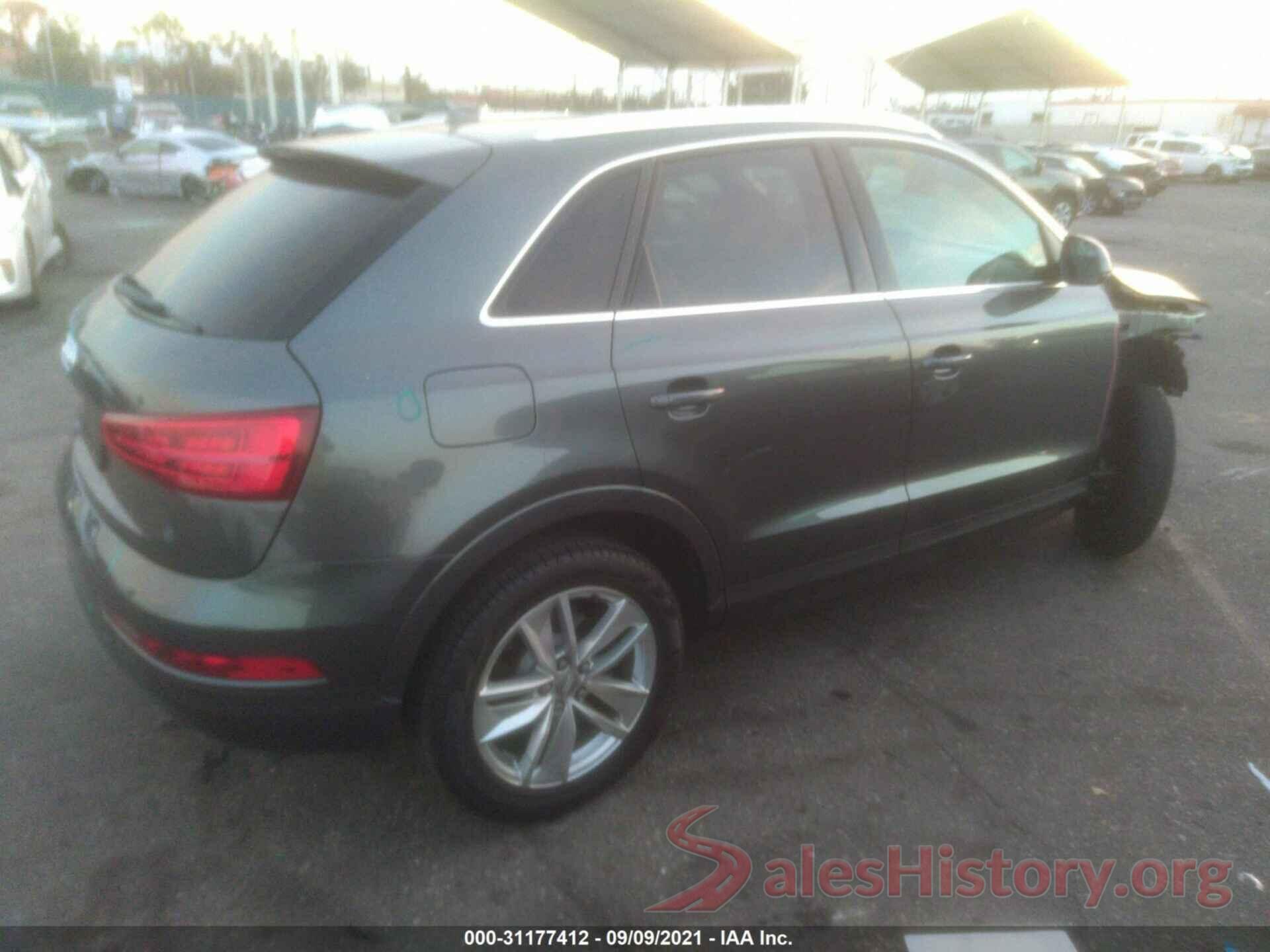 WA1HCCFS9JR003717 2018 AUDI Q3