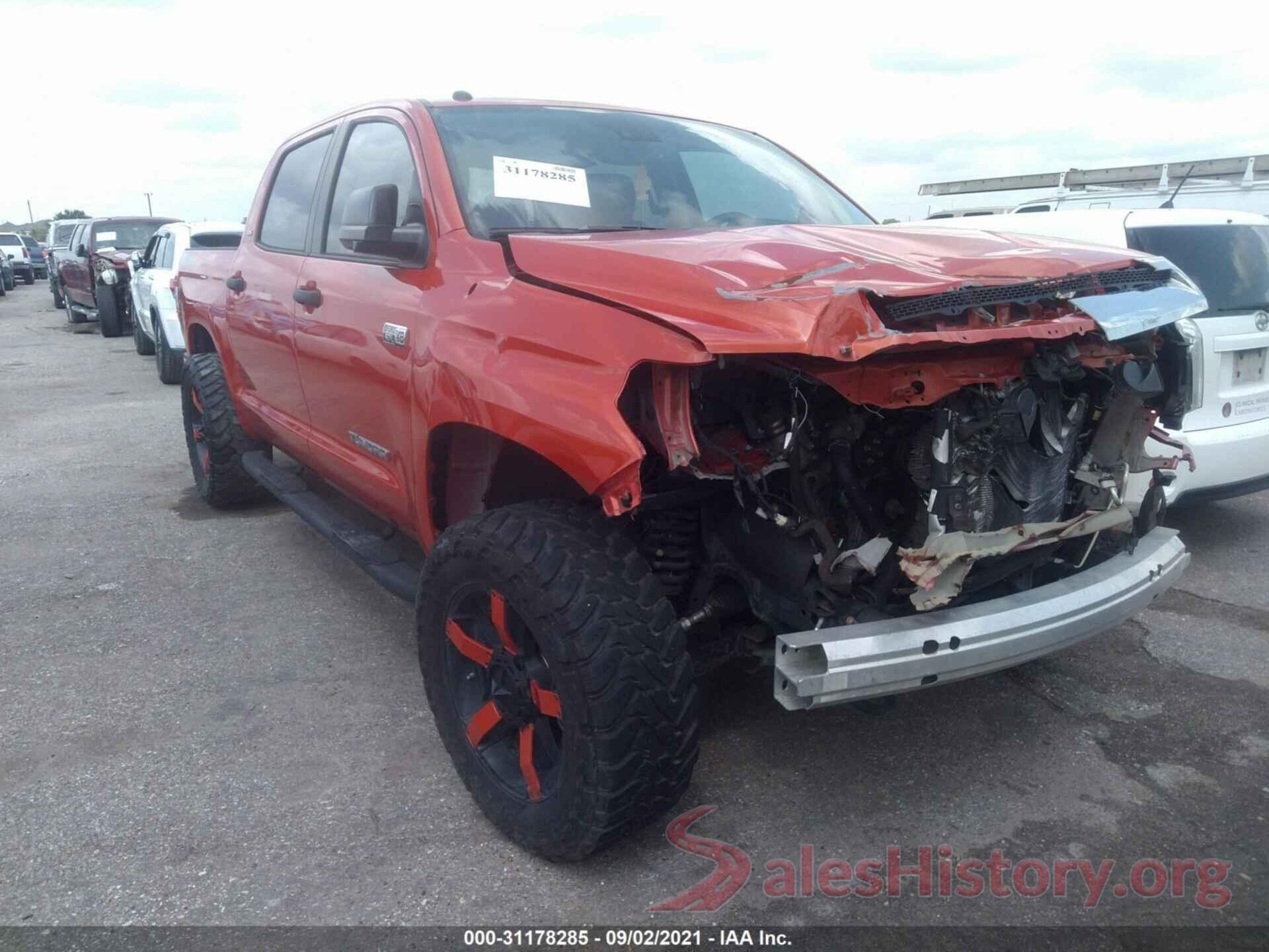 5TFDW5F10JX678561 2018 TOYOTA TUNDRA 4WD