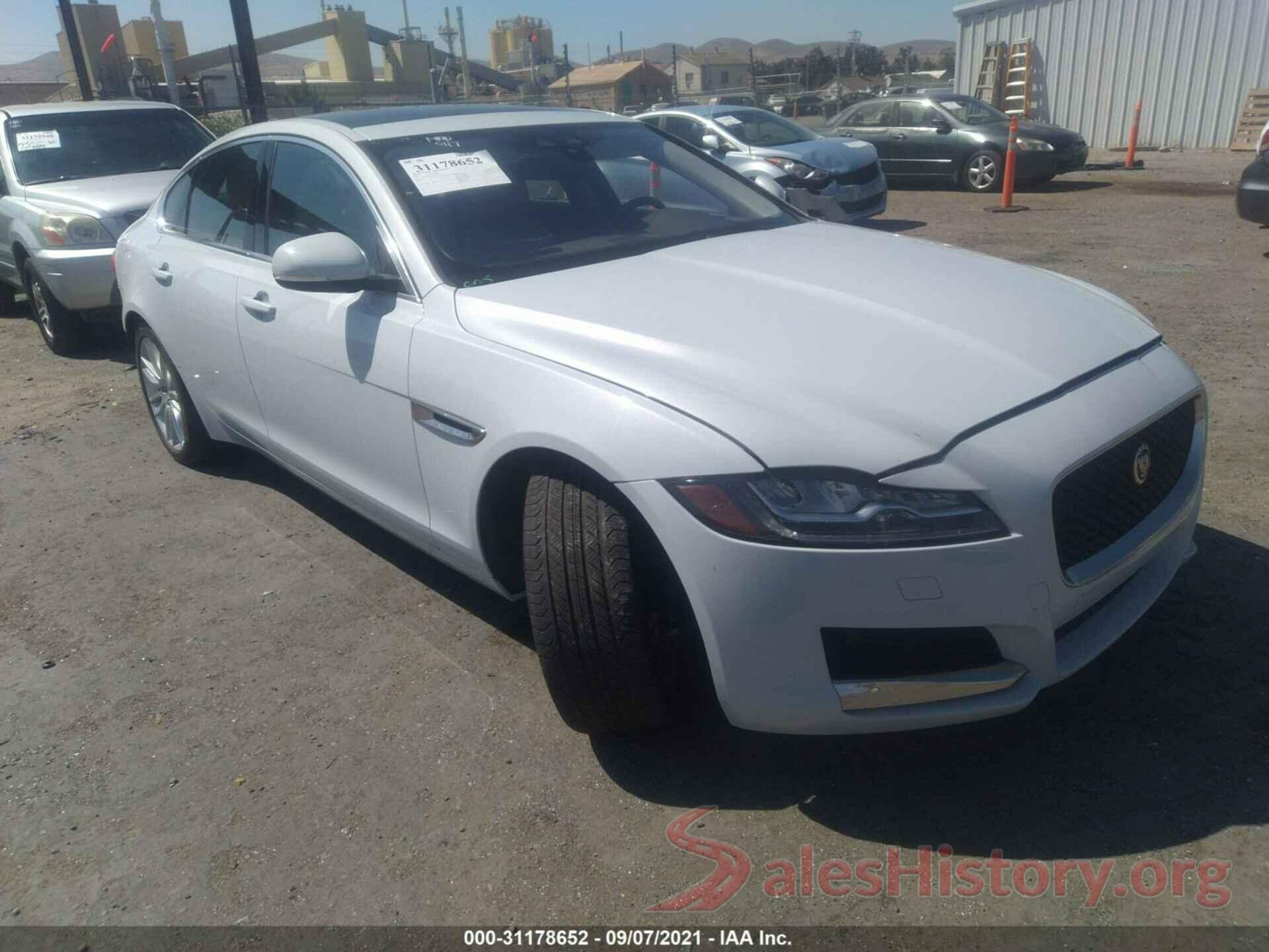 SAJBE4BV2GCY10766 2016 JAGUAR XF