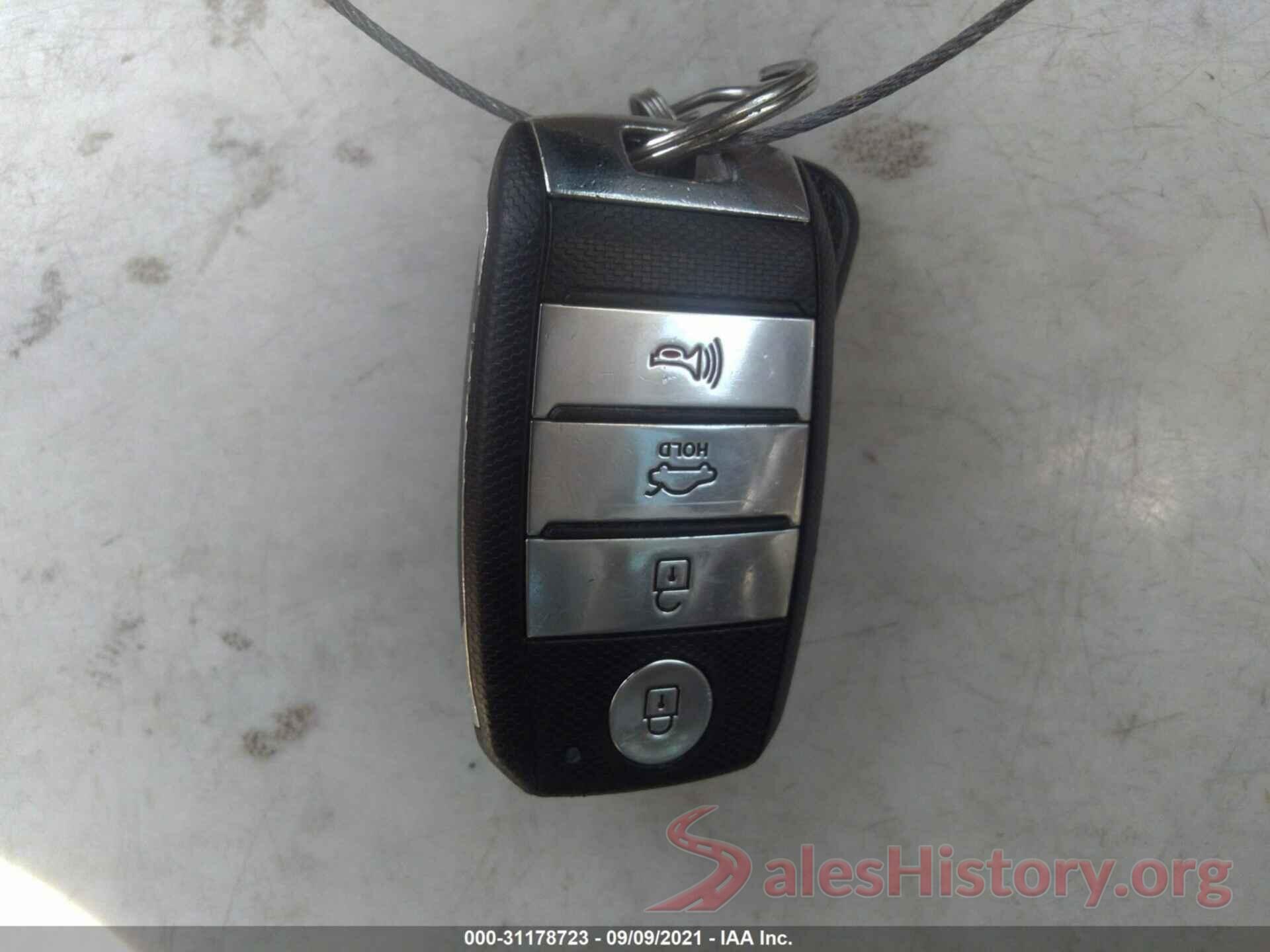 5XXGU4L38GG080558 2016 KIA OPTIMA