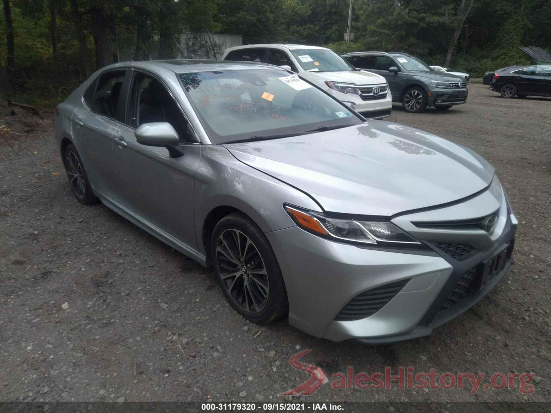 JTNB11HK1J3049902 2018 TOYOTA CAMRY