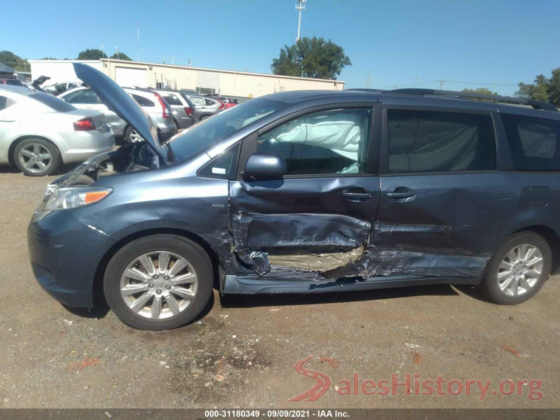 5TDJK3DC2GS129076 2016 TOYOTA SIENNA