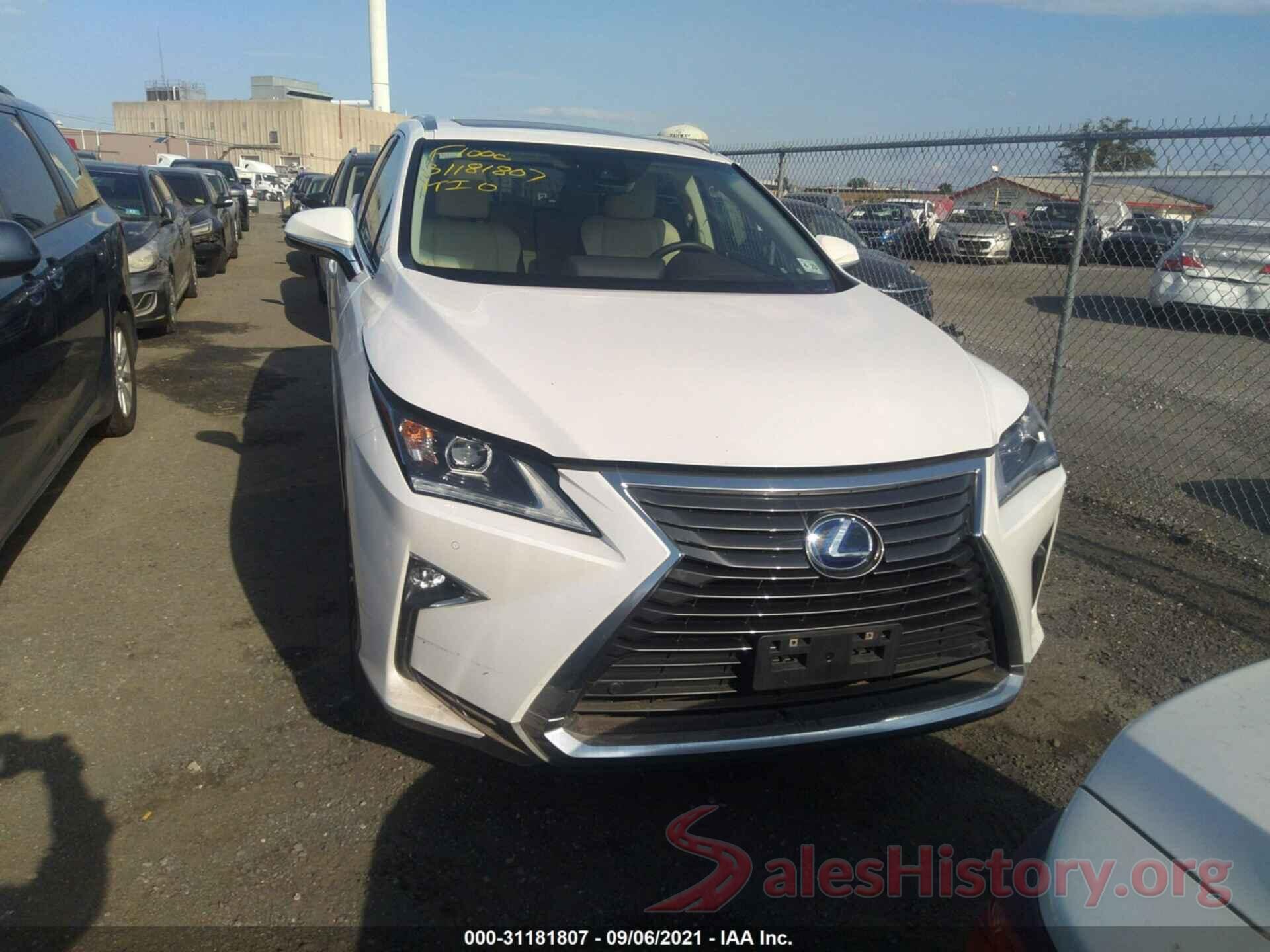 2T2BGMCA0JC022812 2018 LEXUS RX