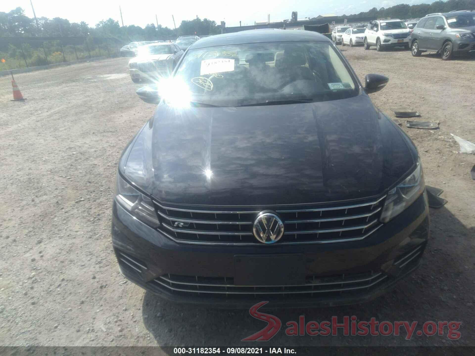 1VWAA7A32JC041861 2018 VOLKSWAGEN PASSAT