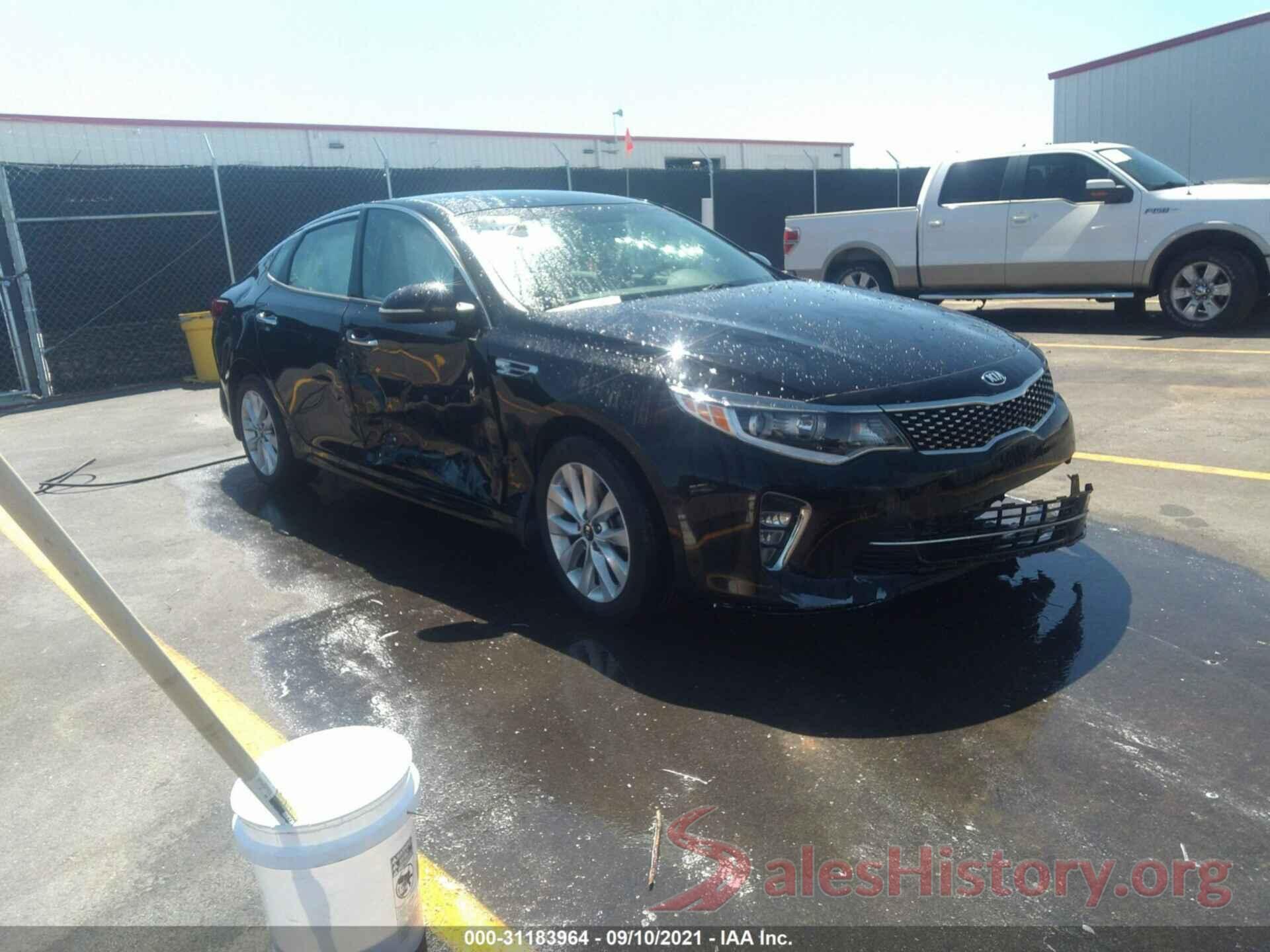 5XXGT4L34JG225640 2018 KIA OPTIMA