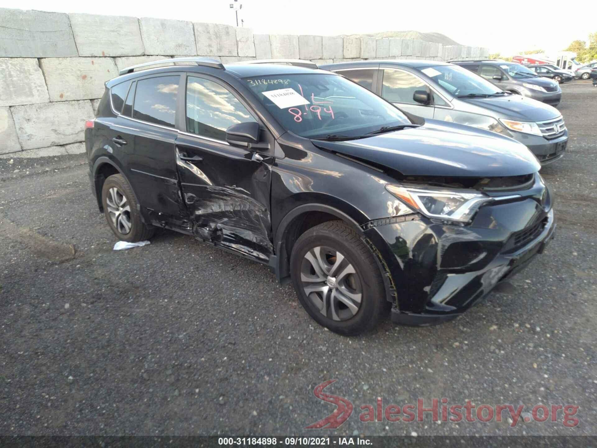 2T3BFREV5JW826727 2018 TOYOTA RAV4