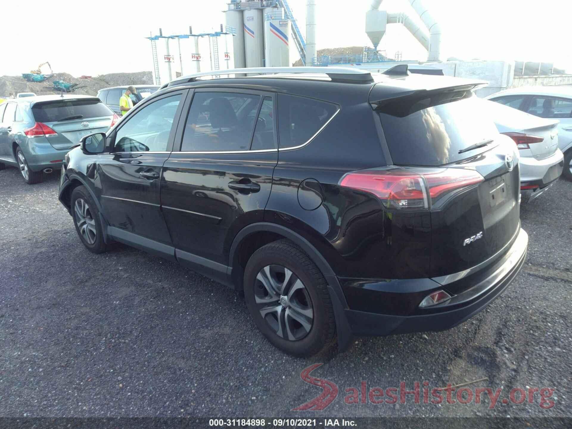 2T3BFREV5JW826727 2018 TOYOTA RAV4