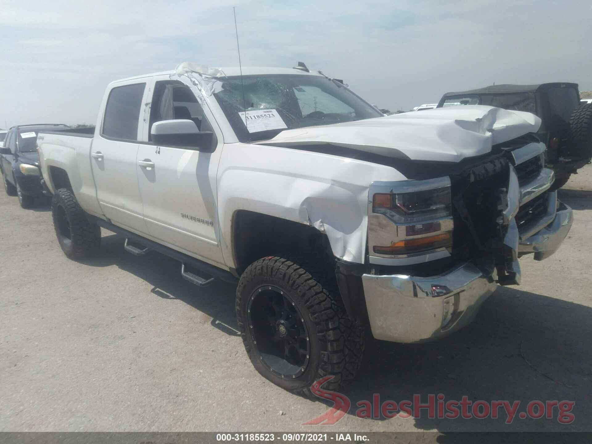 1GCUKREC4HF225582 2017 CHEVROLET SILVERADO 1500