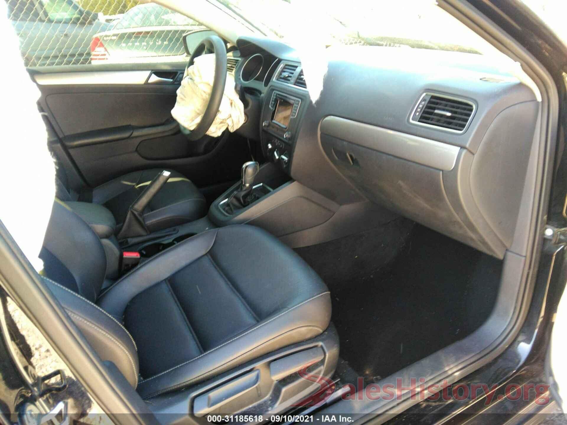 3VWDB7AJ5JM208270 2018 VOLKSWAGEN JETTA