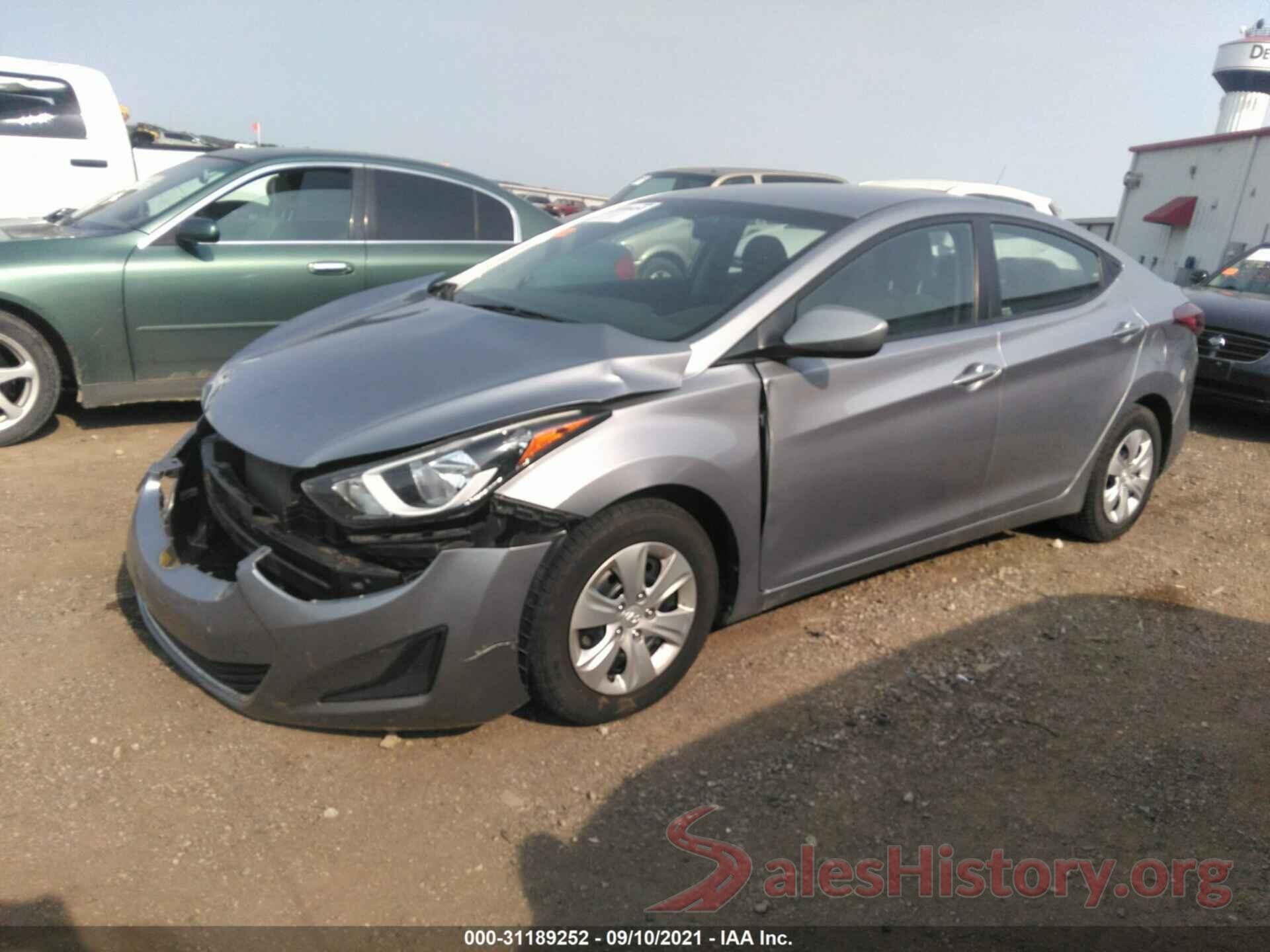 5NPDH4AE9GH785403 2016 HYUNDAI ELANTRA