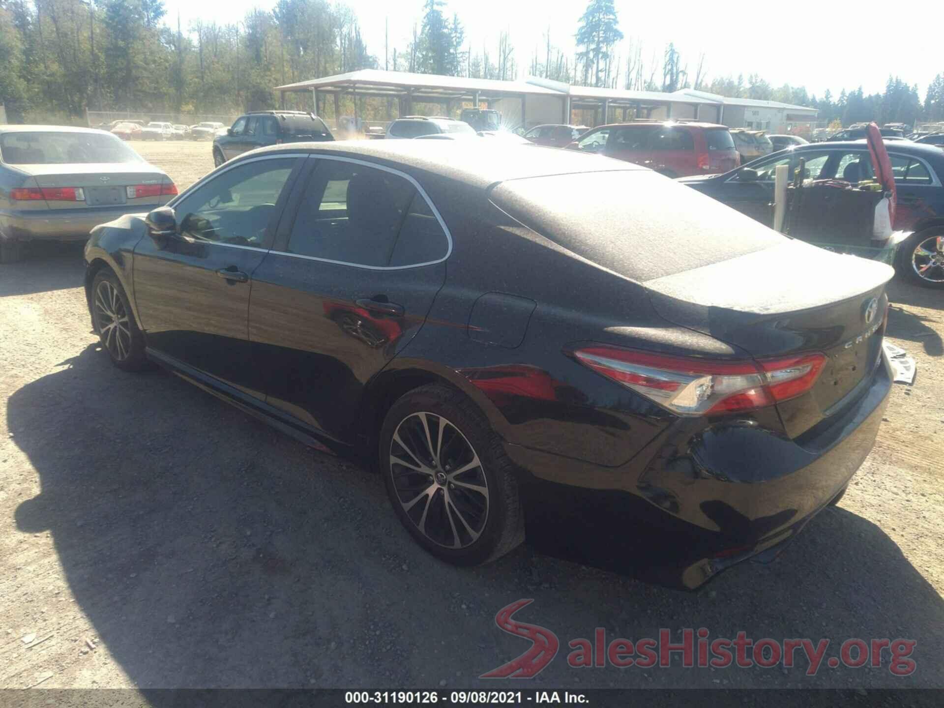 4T1B11HK5JU602710 2018 TOYOTA CAMRY