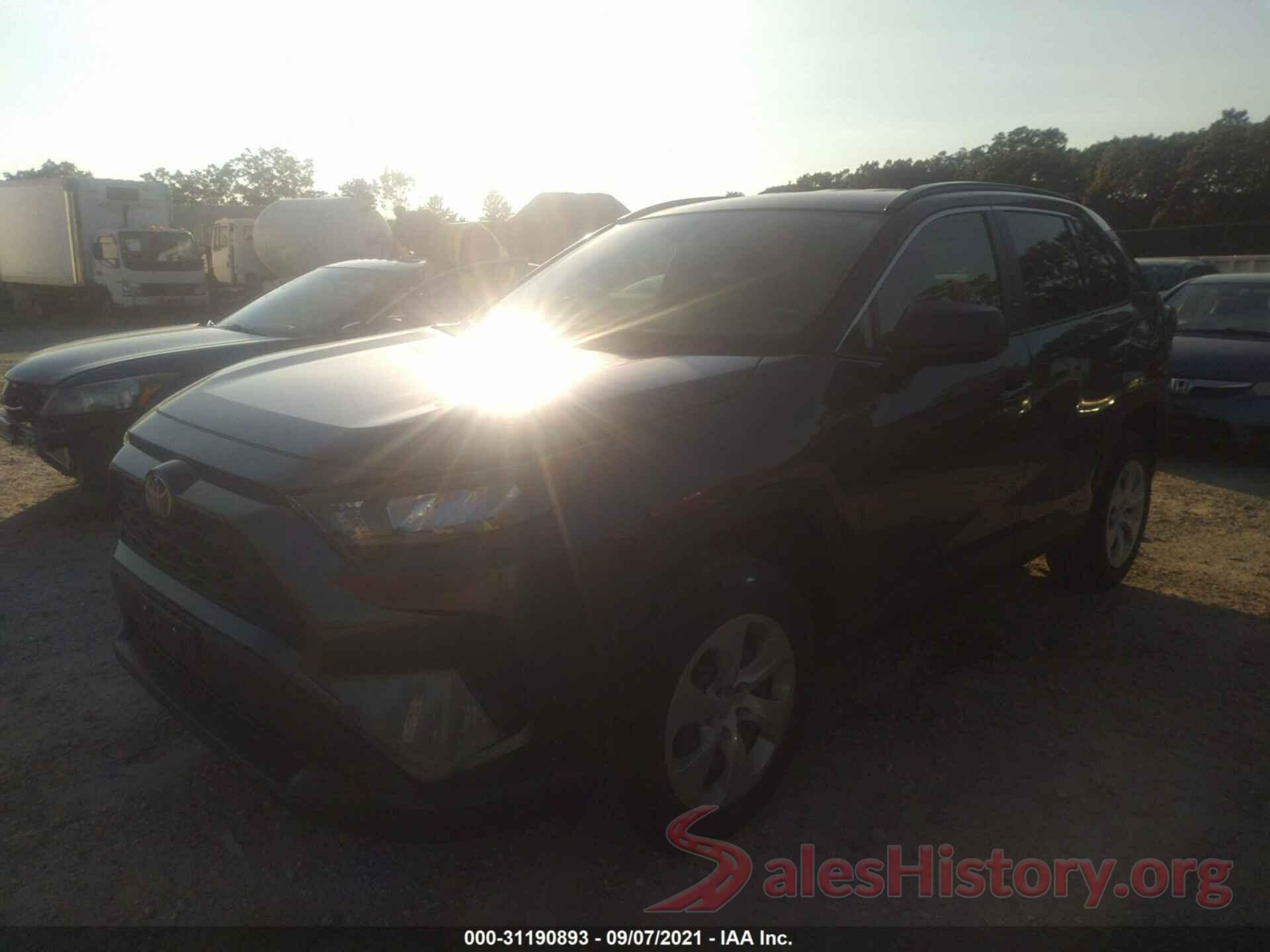 JTMF1RFV9KJ003880 2019 TOYOTA RAV4