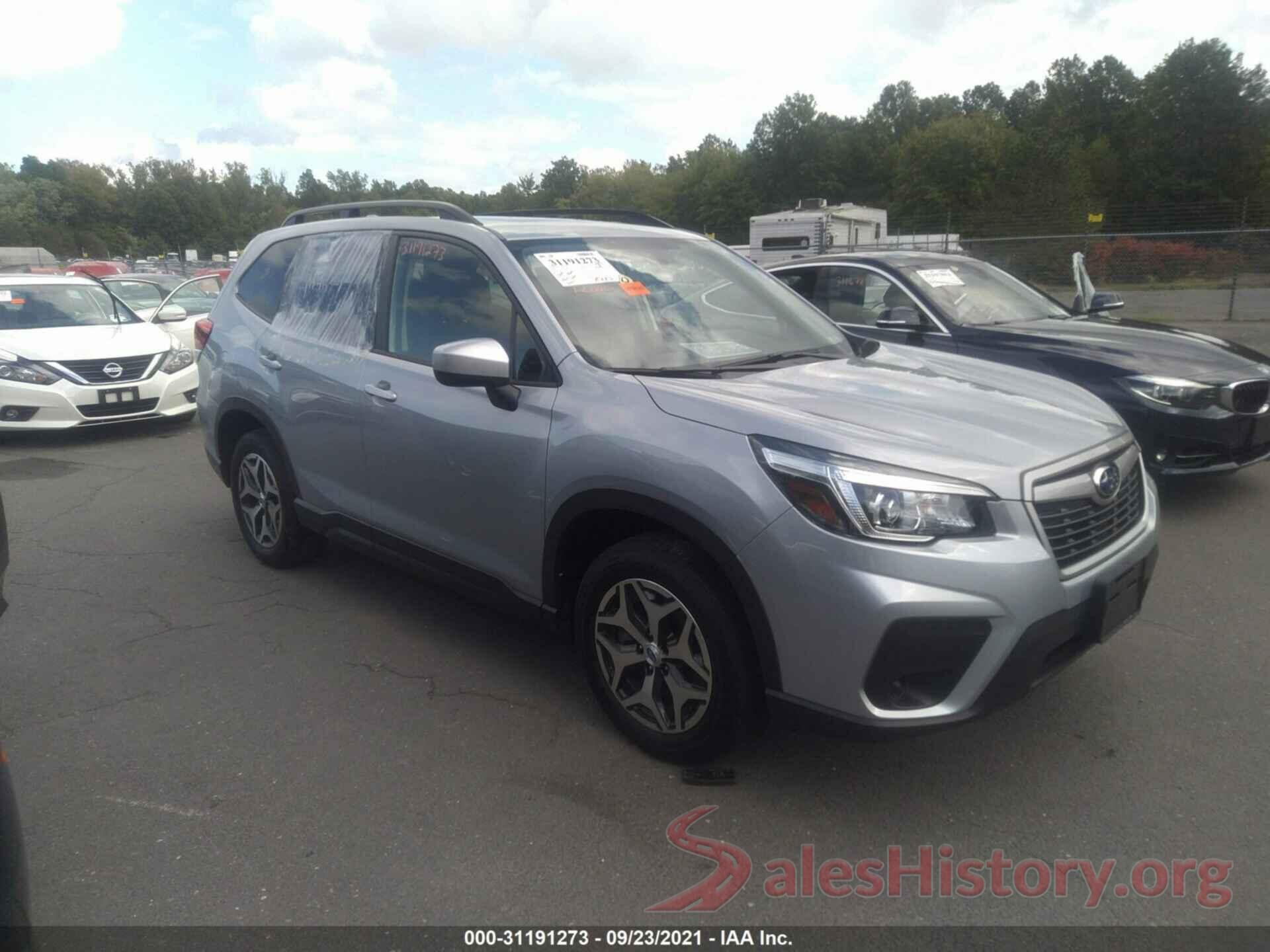 JF2SKAJC0LH537136 2020 SUBARU FORESTER