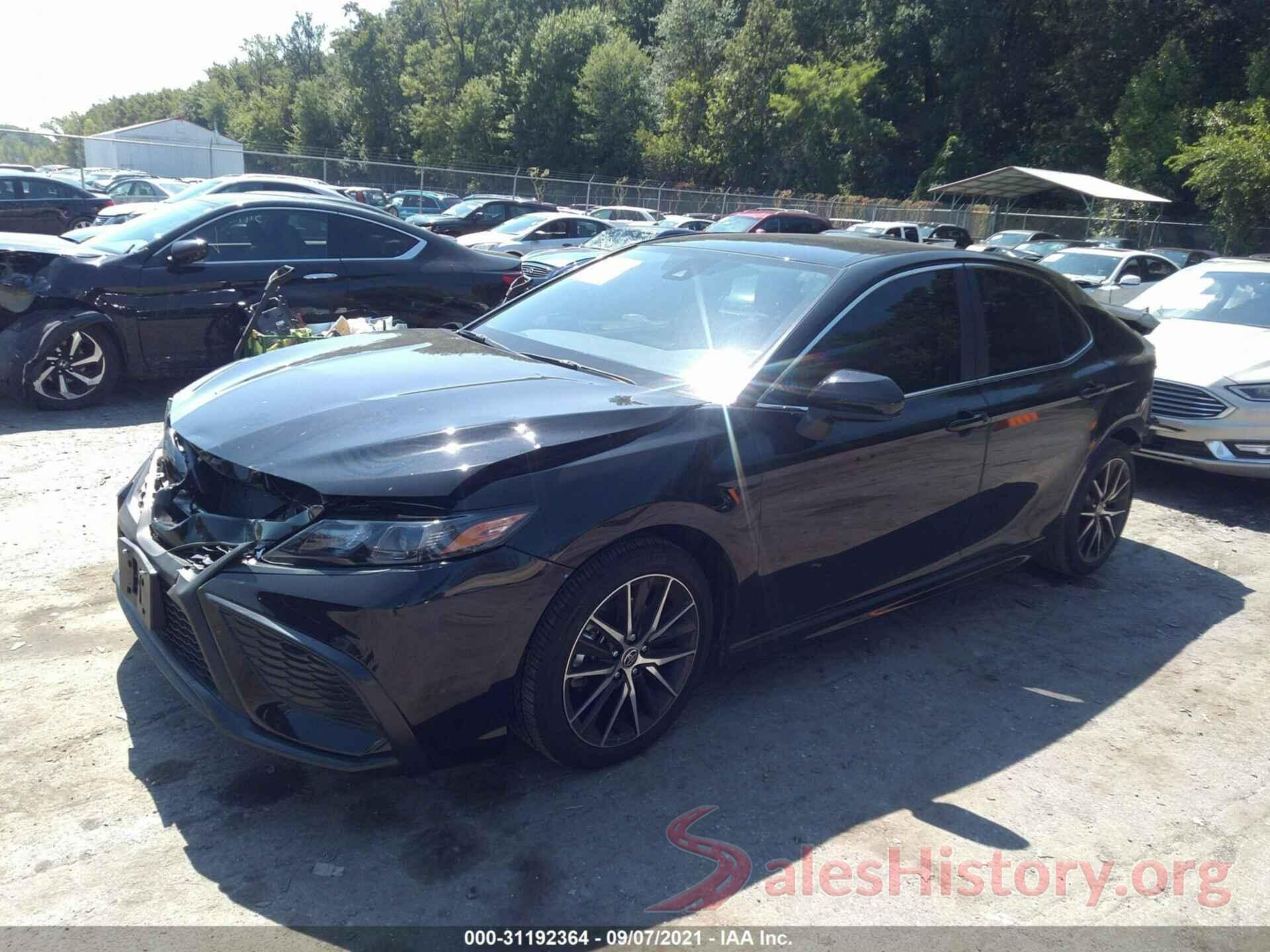 4T1G11AK1MU569760 2021 TOYOTA CAMRY