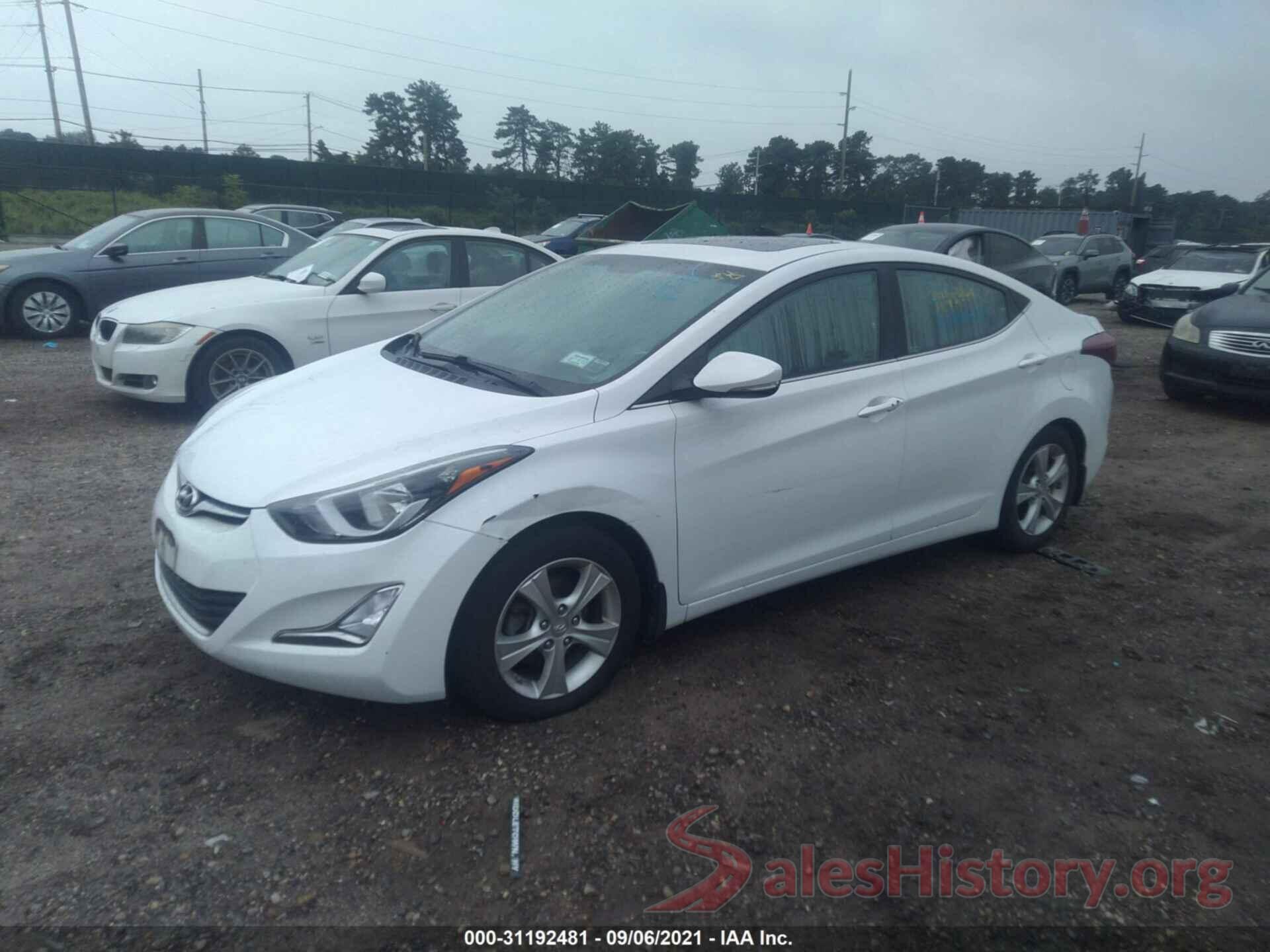 5NPDH4AE3GH675639 2016 HYUNDAI ELANTRA