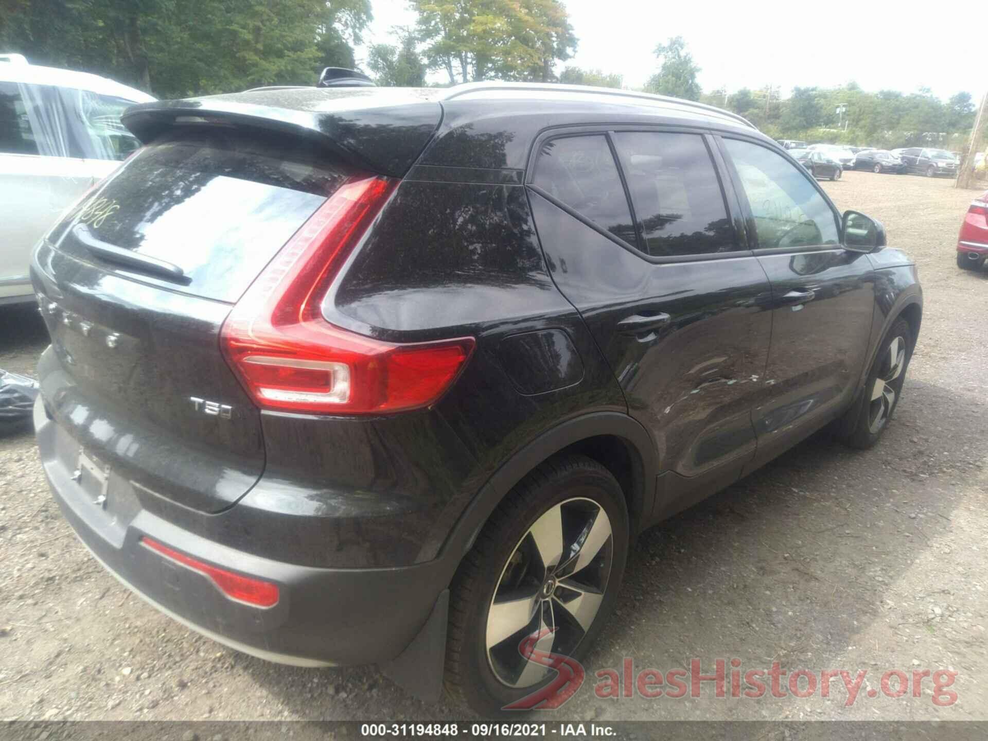 YV4162UK8L2247816 2020 VOLVO XC40