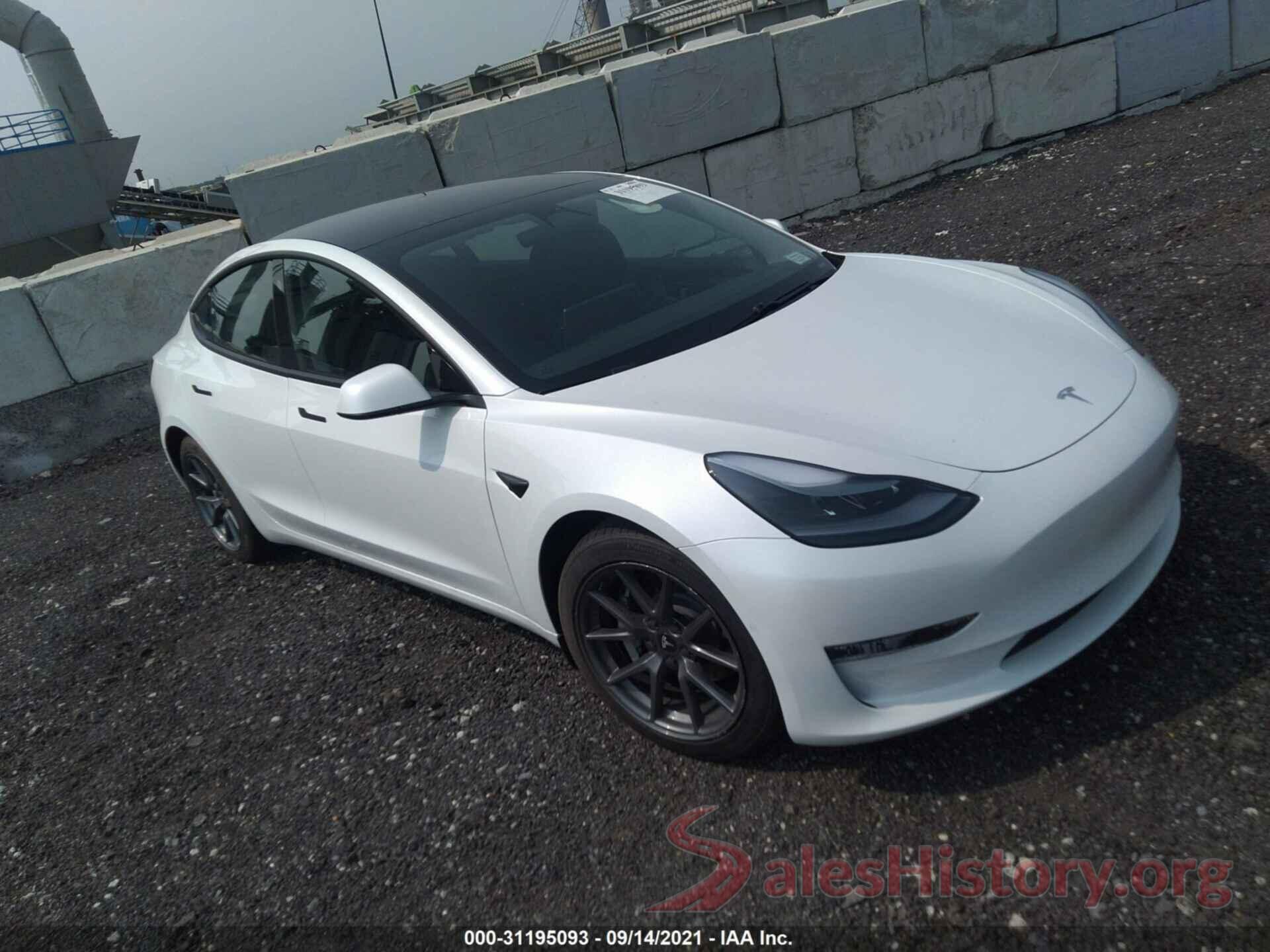 5YJ3E1EB9MF988272 2021 TESLA MODEL 3