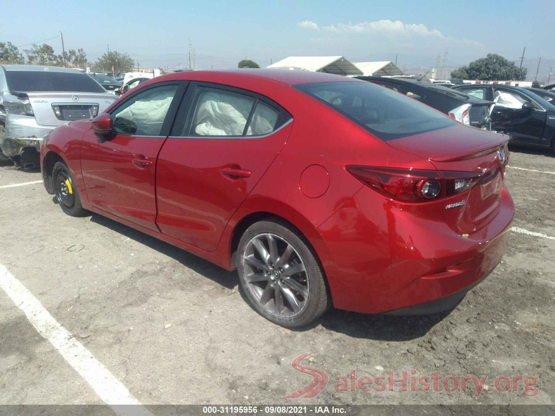 3MZBN1V36JM210035 2018 MAZDA MAZDA3 4-DOOR