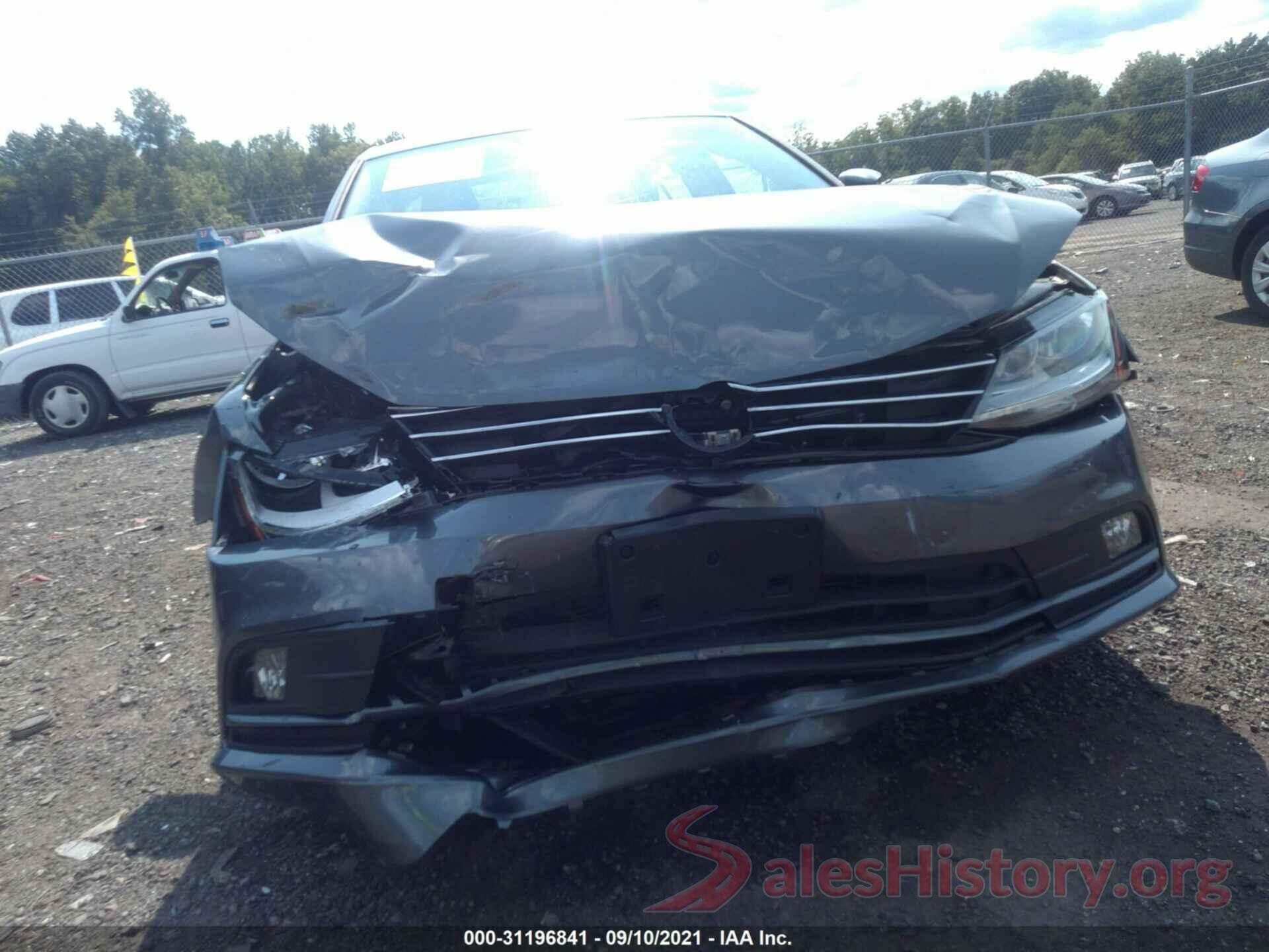 3VWL17AJ3JM226068 2018 VOLKSWAGEN JETTA