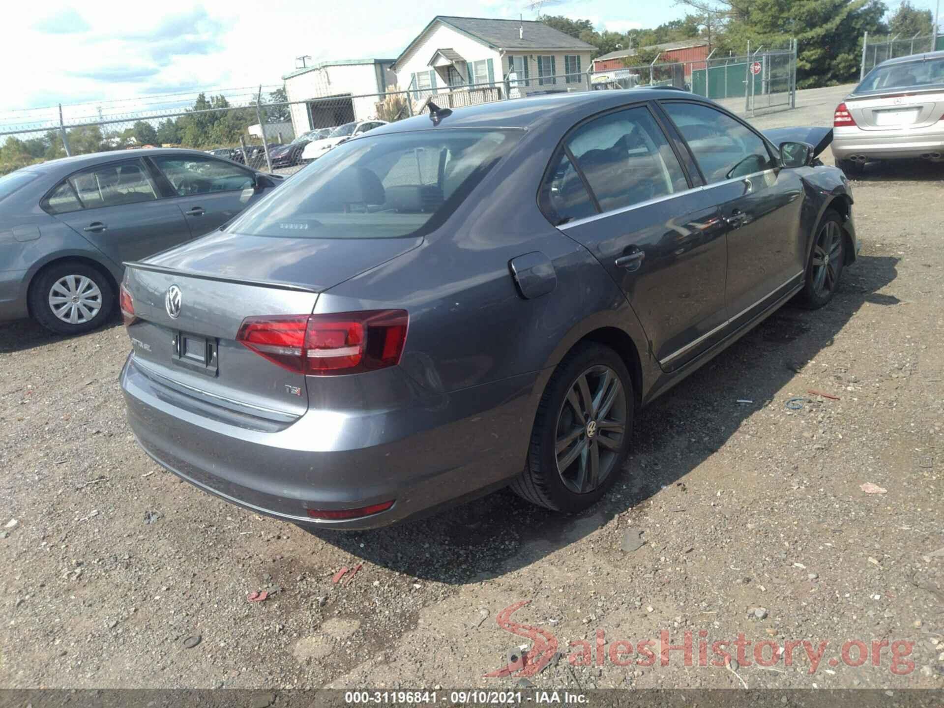 3VWL17AJ3JM226068 2018 VOLKSWAGEN JETTA