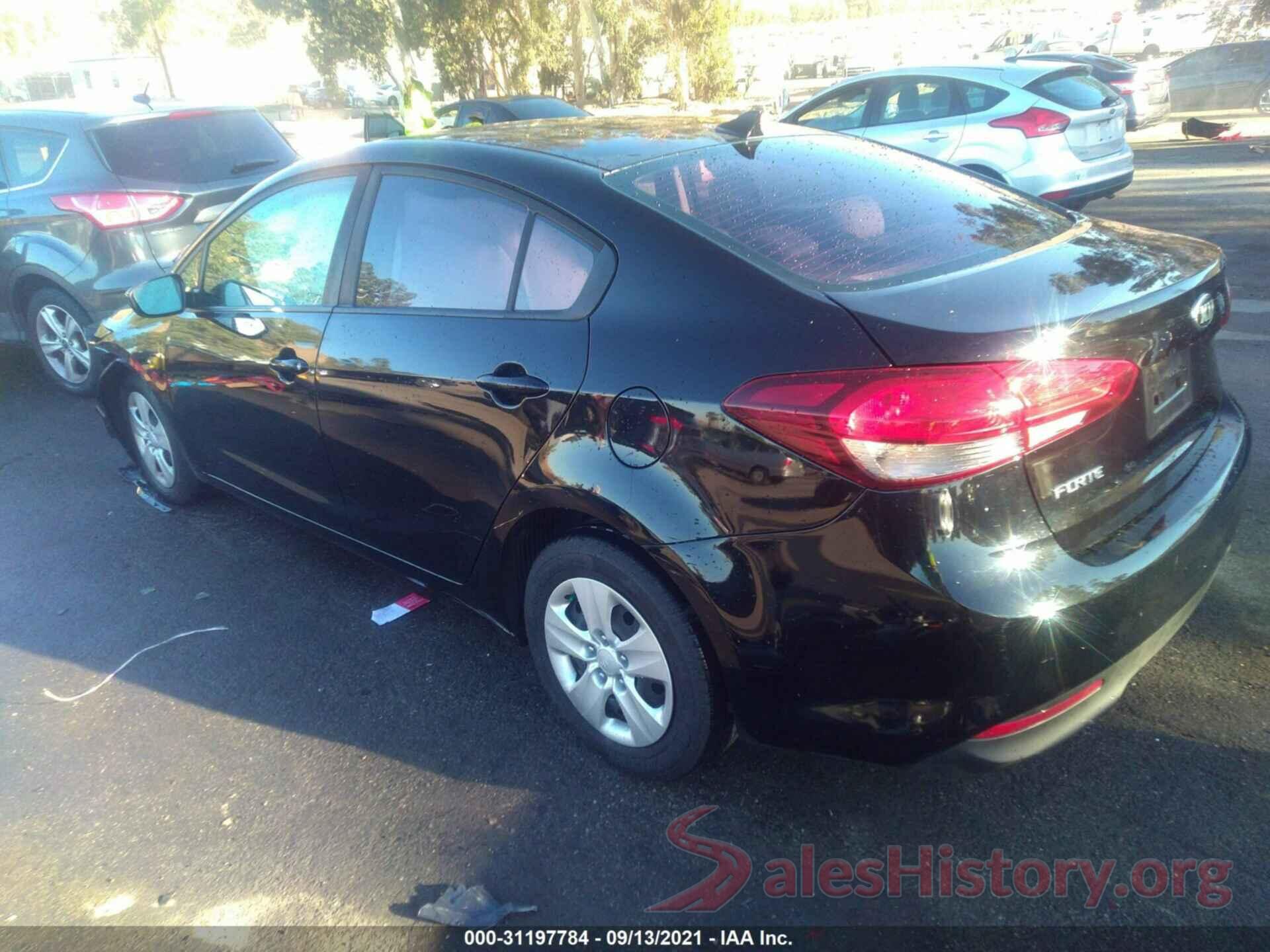 3KPFK4A73HE043418 2017 KIA FORTE