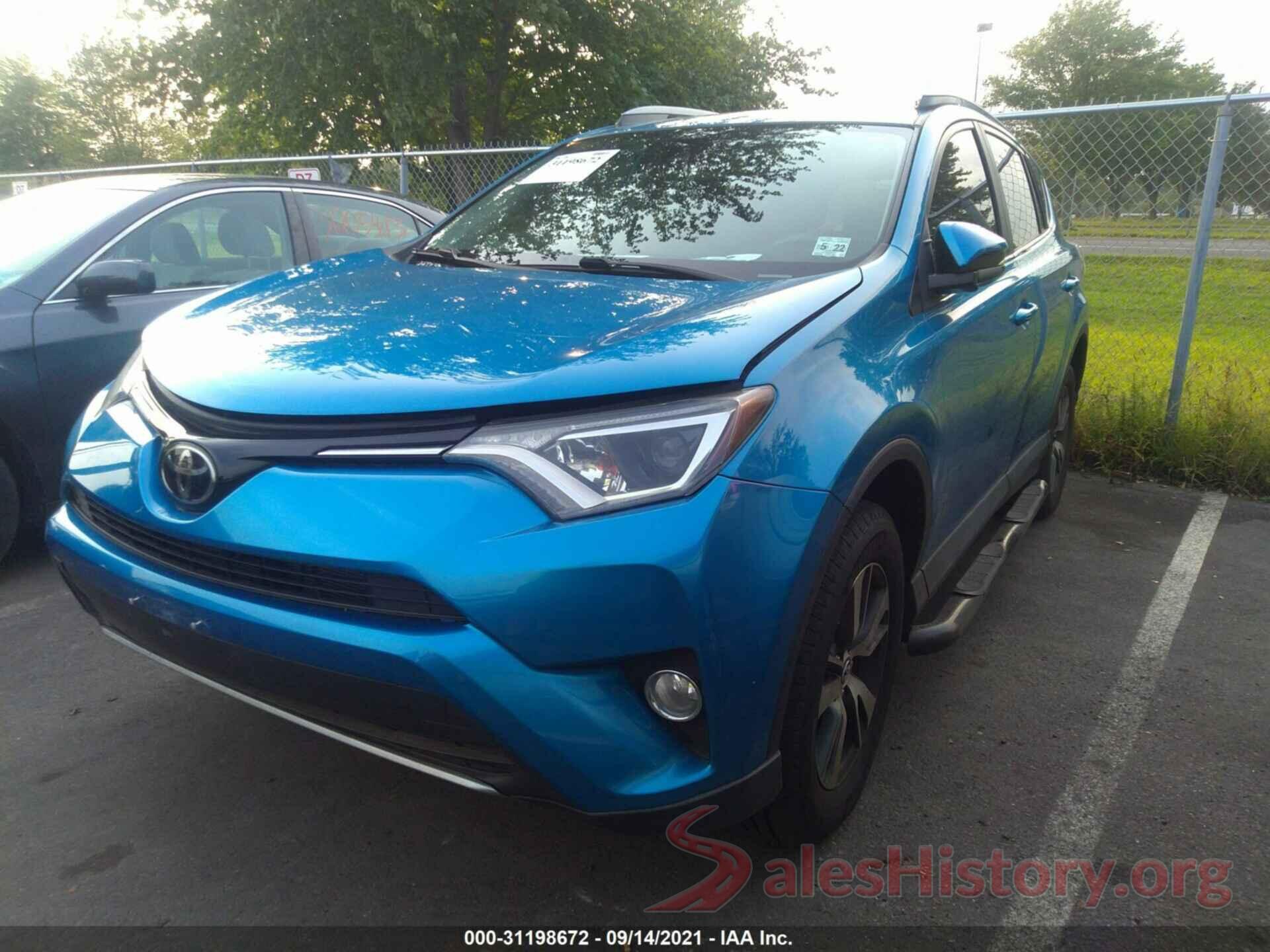 2T3WFREVXHW350244 2017 TOYOTA RAV4