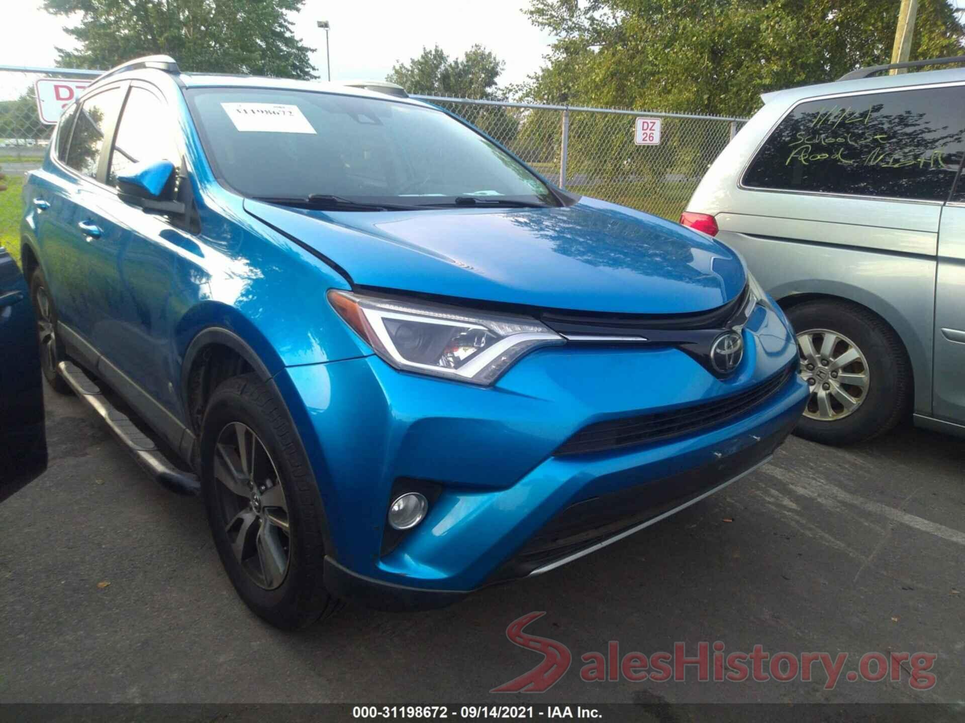 2T3WFREVXHW350244 2017 TOYOTA RAV4