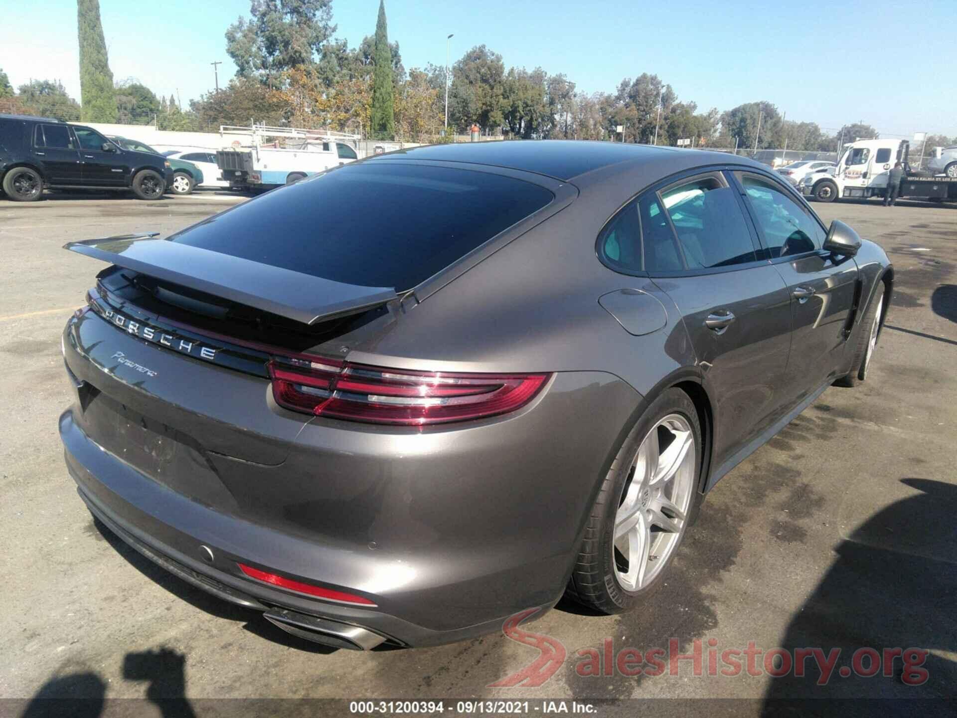 WP0AA2A74HL100735 2017 PORSCHE PANAMERA