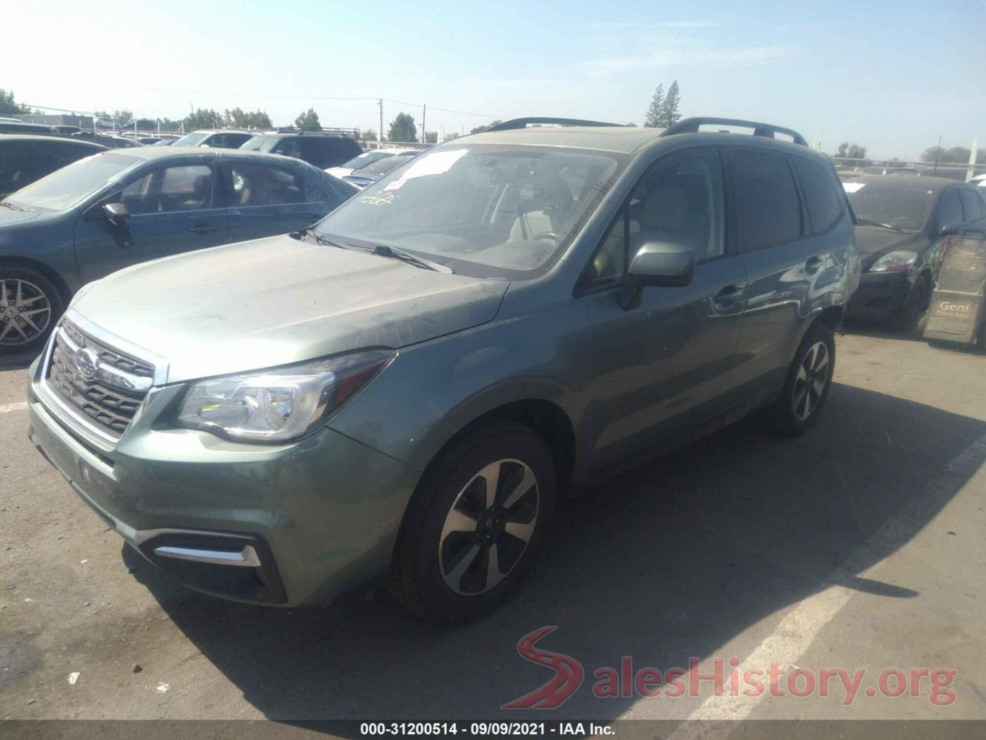 JF2SJAGC5JH537141 2018 SUBARU FORESTER