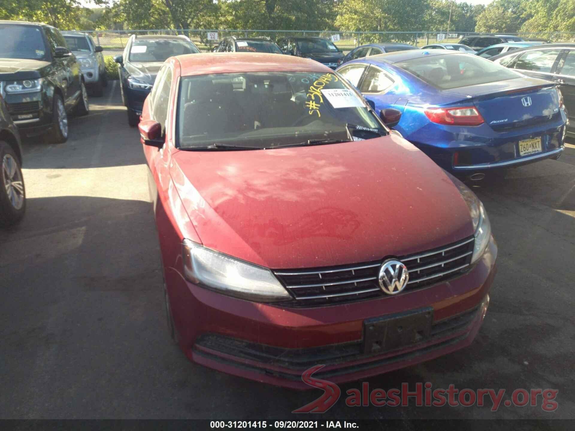 3VW2B7AJ0JM220365 2018 VOLKSWAGEN JETTA