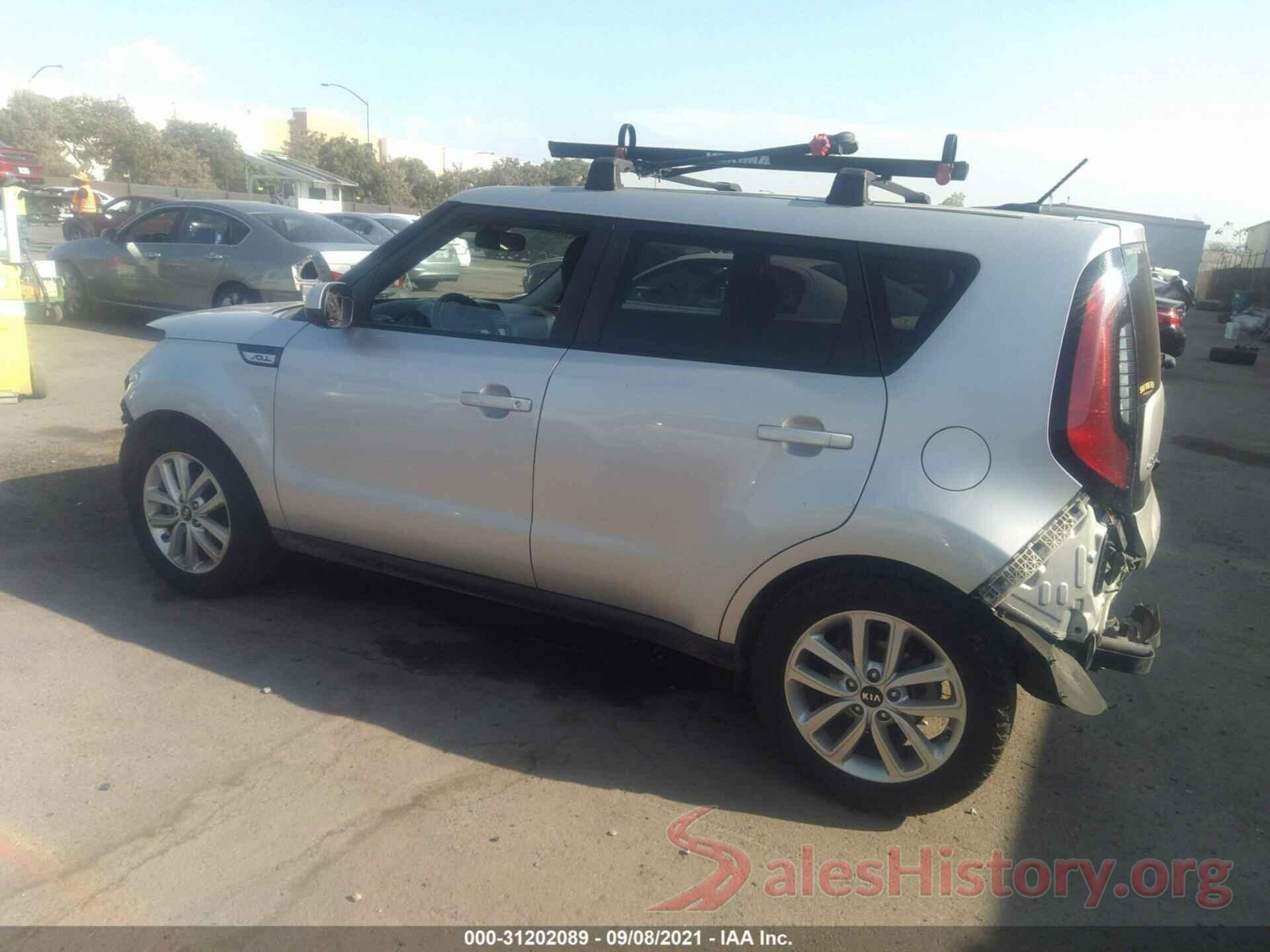 KNDJP3A5XJ7527645 2018 KIA SOUL