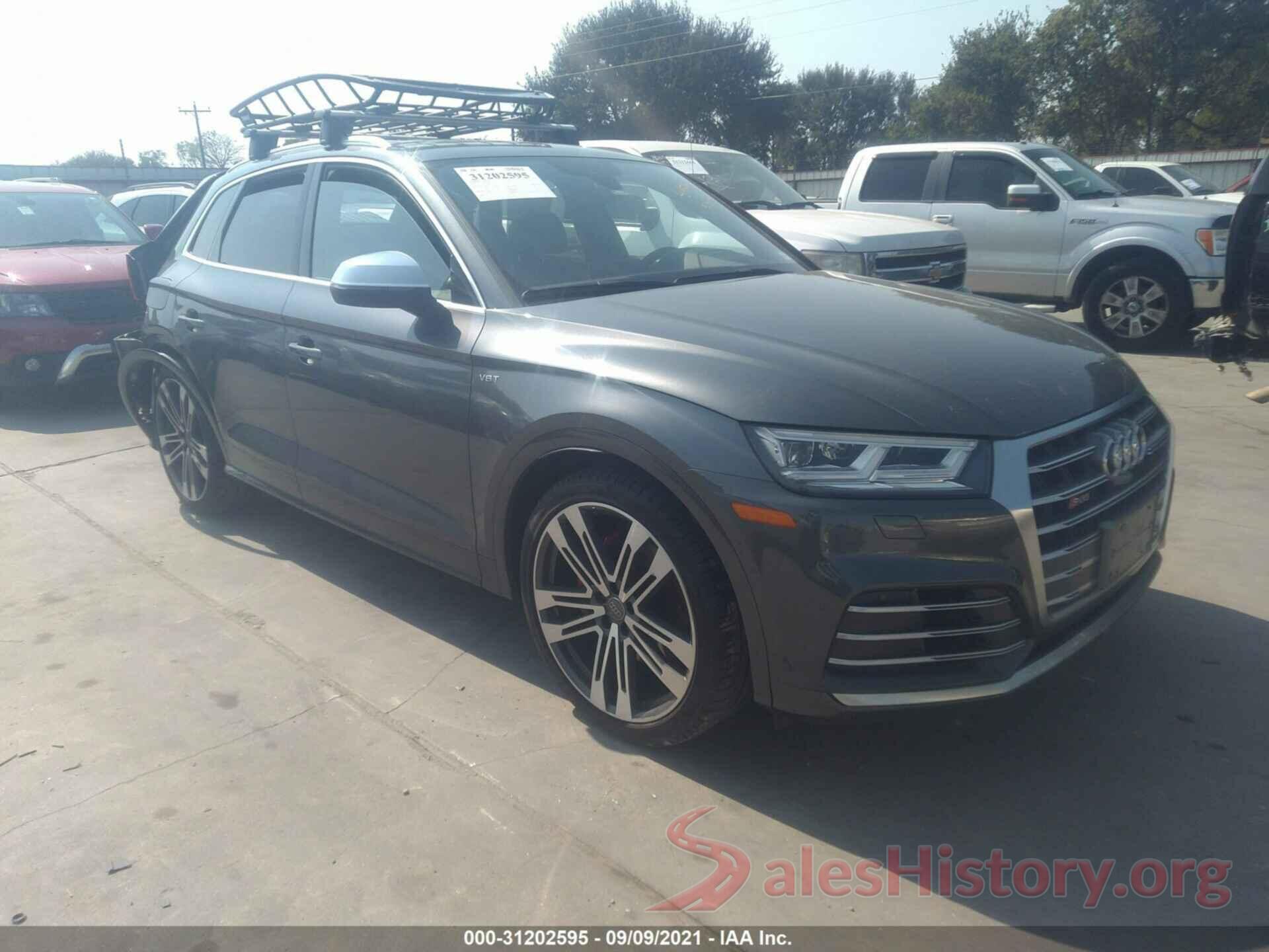 WA1C4AFY4J2002113 2018 AUDI SQ5