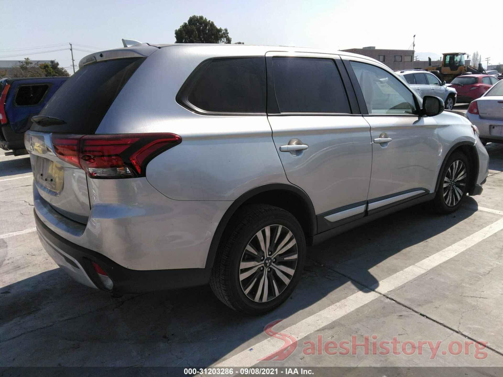 JA4AD2A35LZ018128 2020 MITSUBISHI OUTLANDER