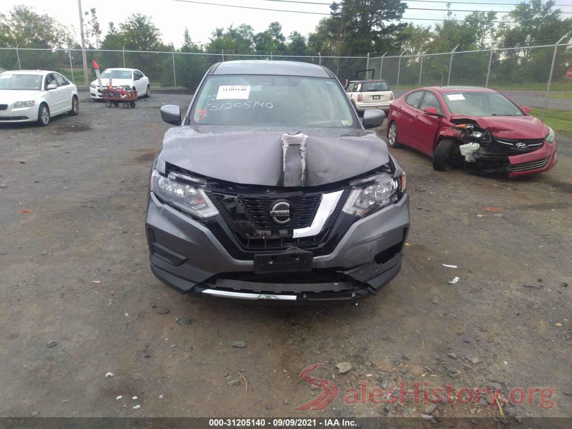 KNMAT2MT4JP551925 2018 NISSAN ROGUE