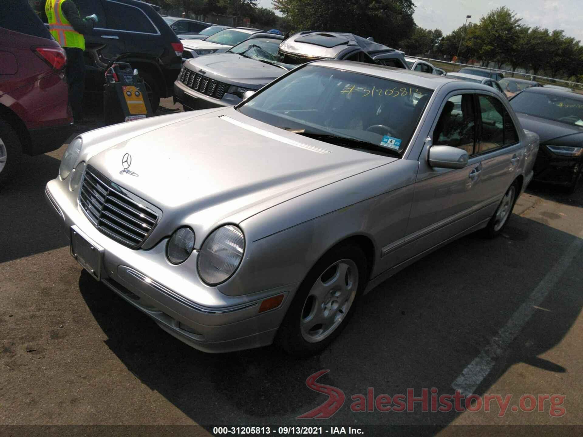 WDBJF70J0YB107942 2000 MERCEDES-BENZ E-CLASS