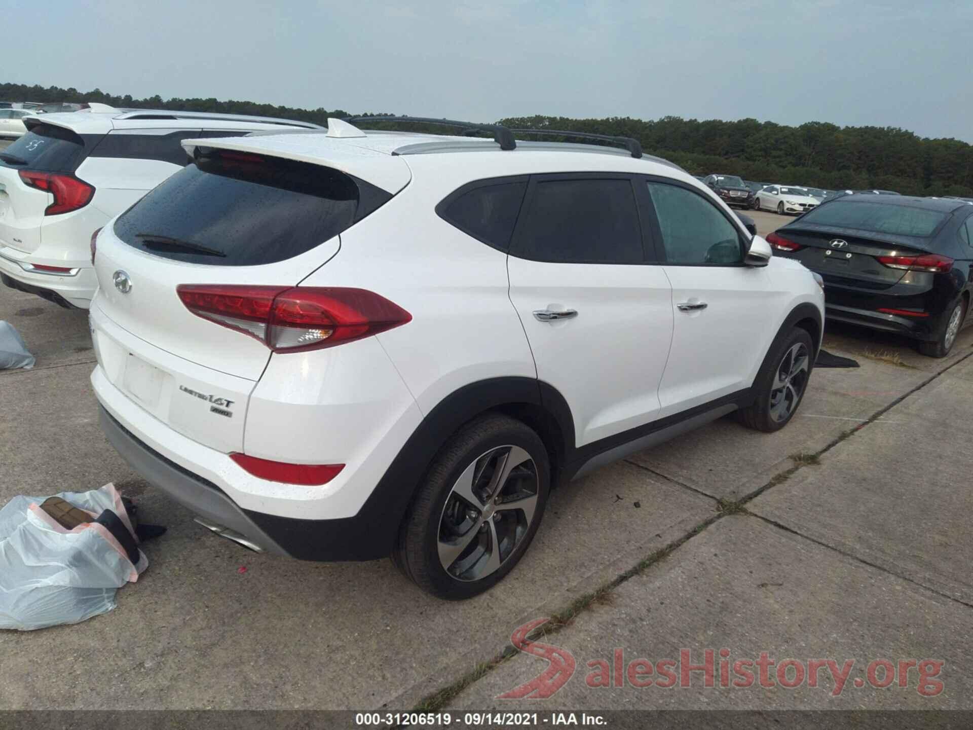 KM8J3CA25HU326597 2017 HYUNDAI TUCSON