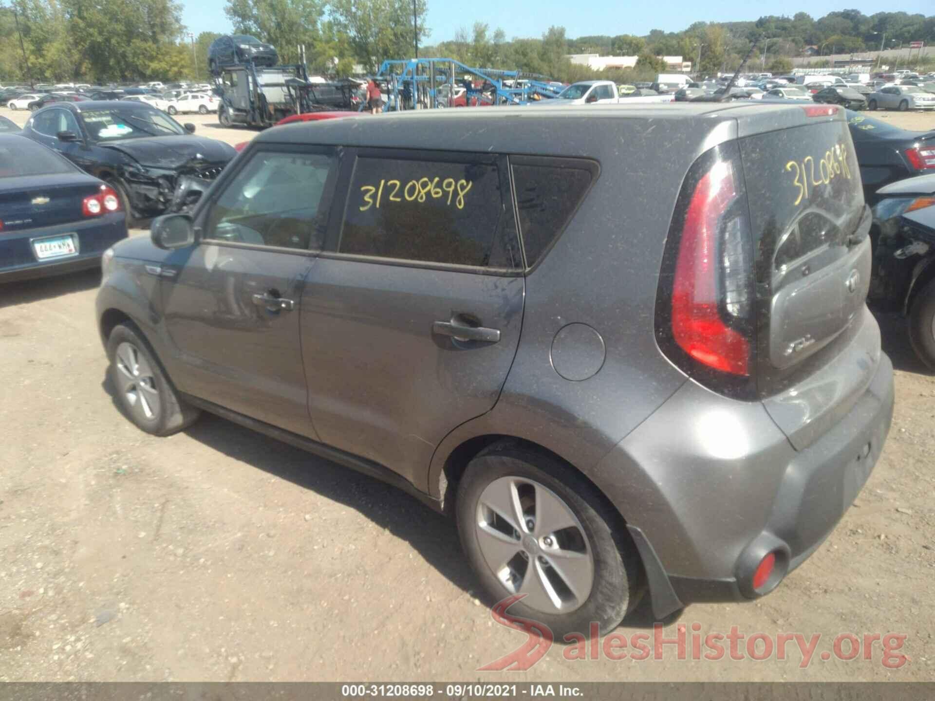 KNDJN2A27G7403170 2016 KIA SOUL