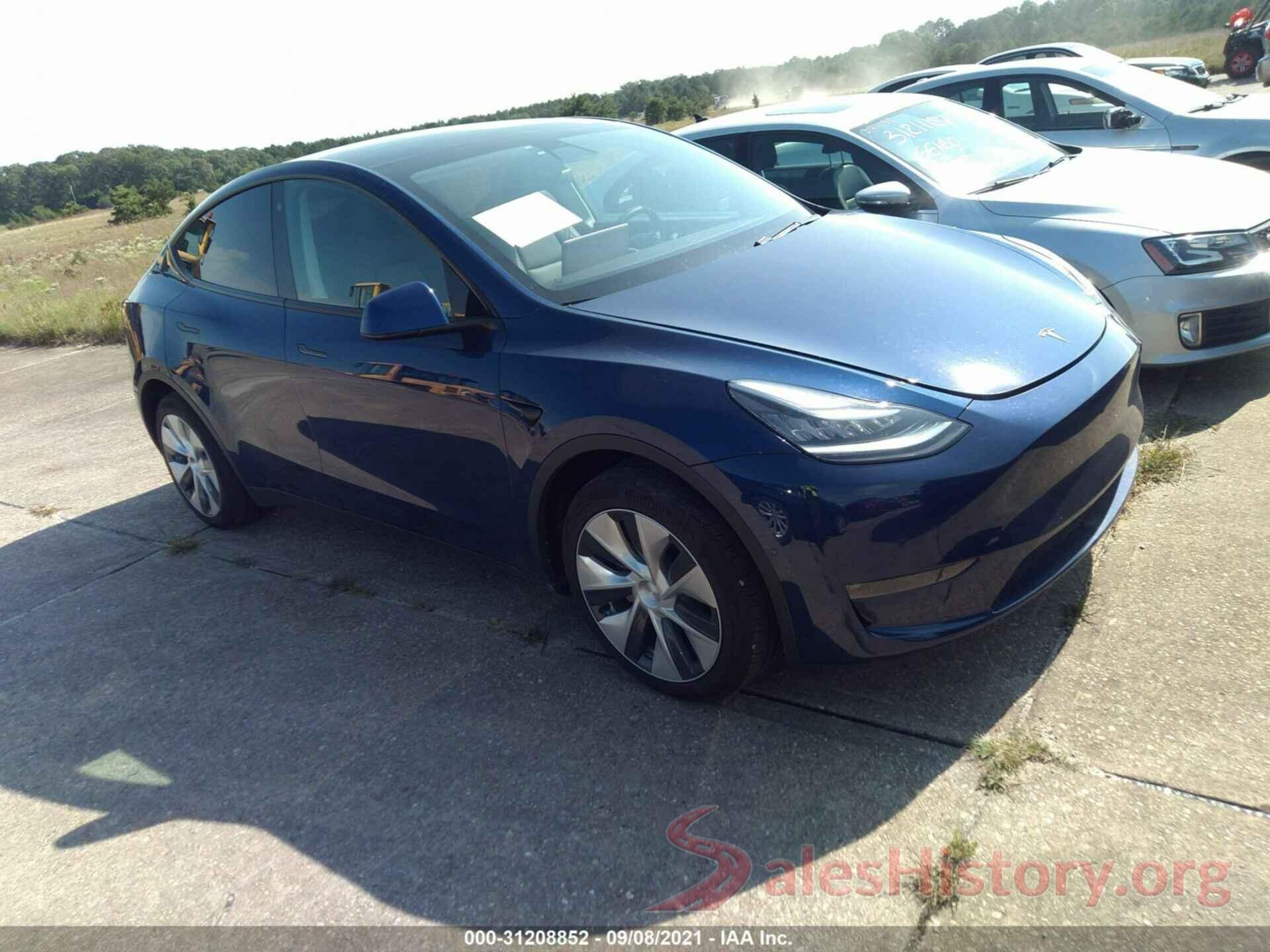 5YJYGDEE8LF010842 2020 TESLA MODEL Y