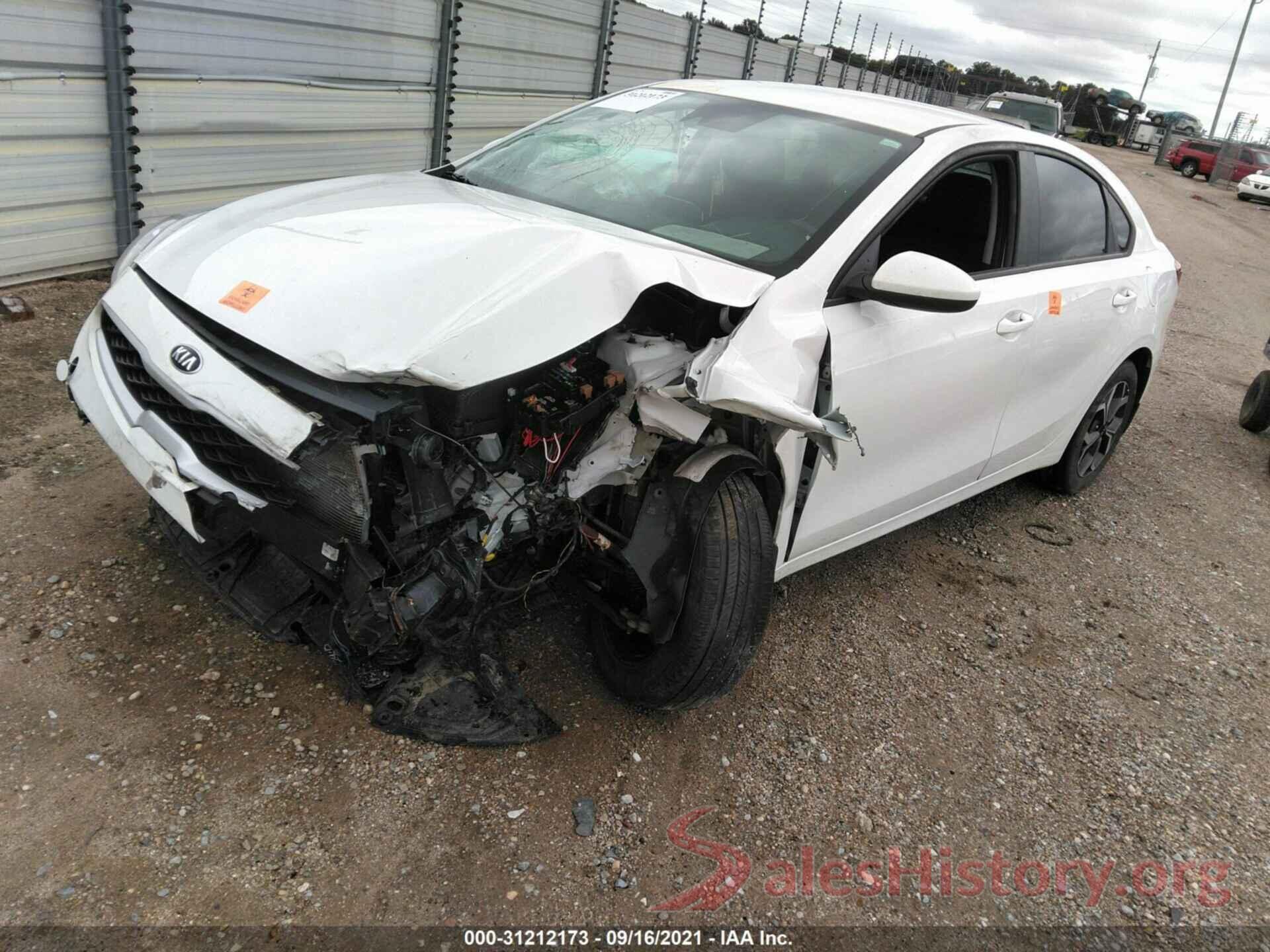 3KPF24AD2KE129929 2019 KIA FORTE