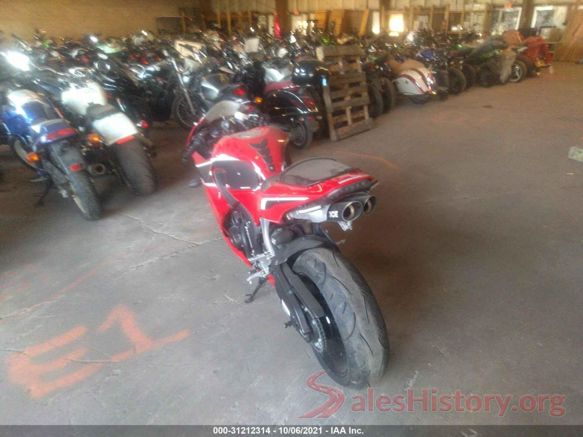 JH2PC40J2JK400175 2018 HONDA CBR600