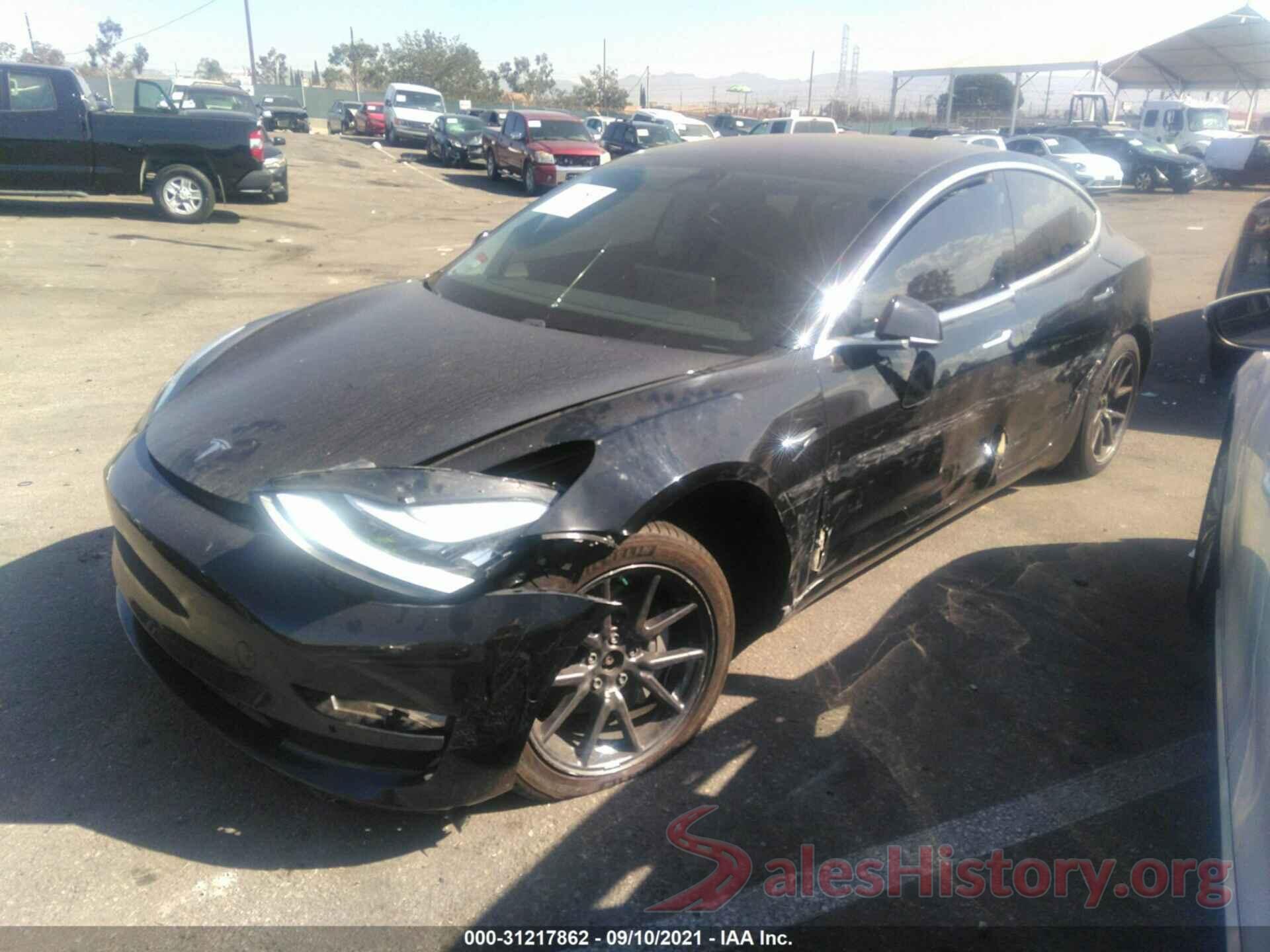 5YJ3E1EB5JF112519 2018 TESLA MODEL 3