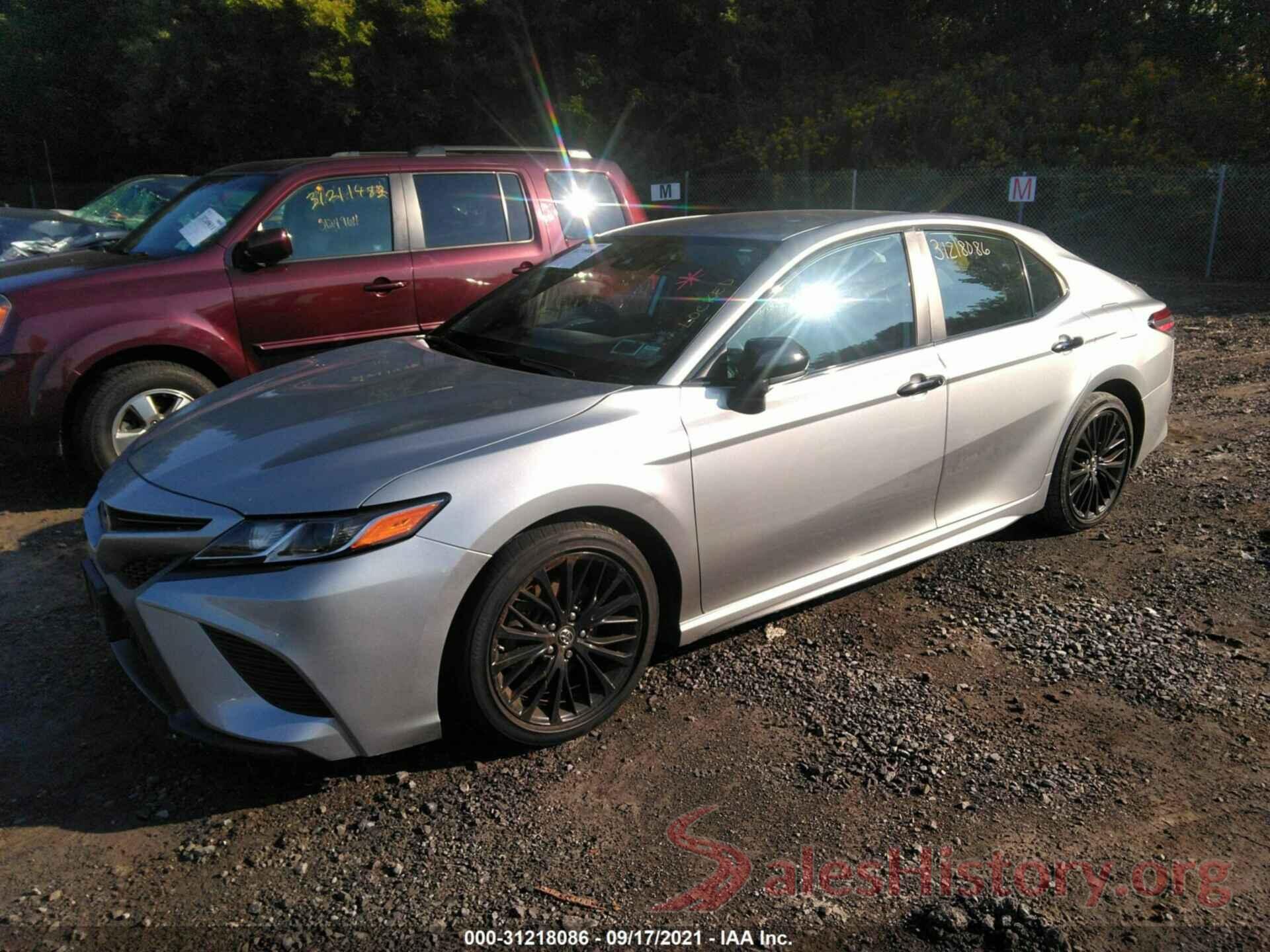 4T1B11HK3KU260479 2019 TOYOTA CAMRY